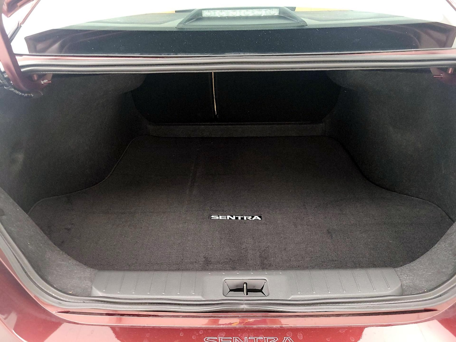 2025 Nissan Sentra SV - Photo 22