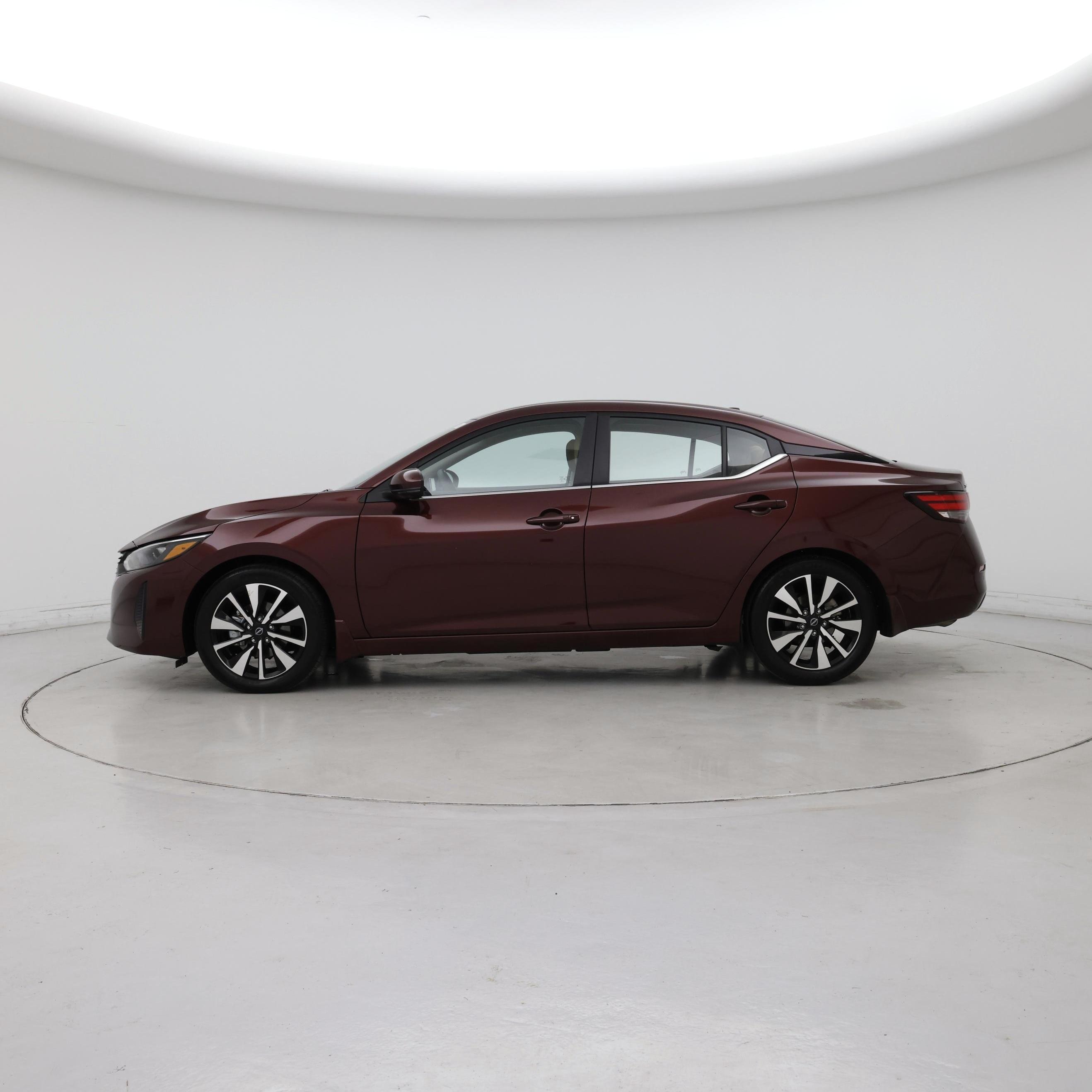 Thumbnail: 2025 Nissan Sentra - 3