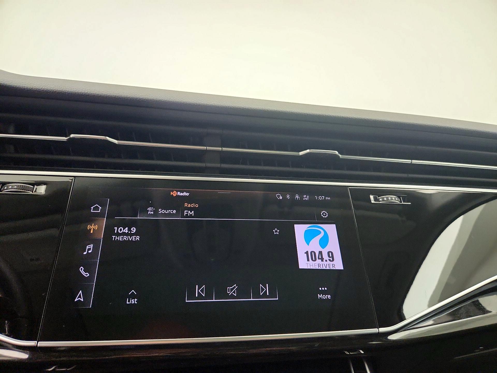 Thumbnail: 2022 Audi Q7 - 16
