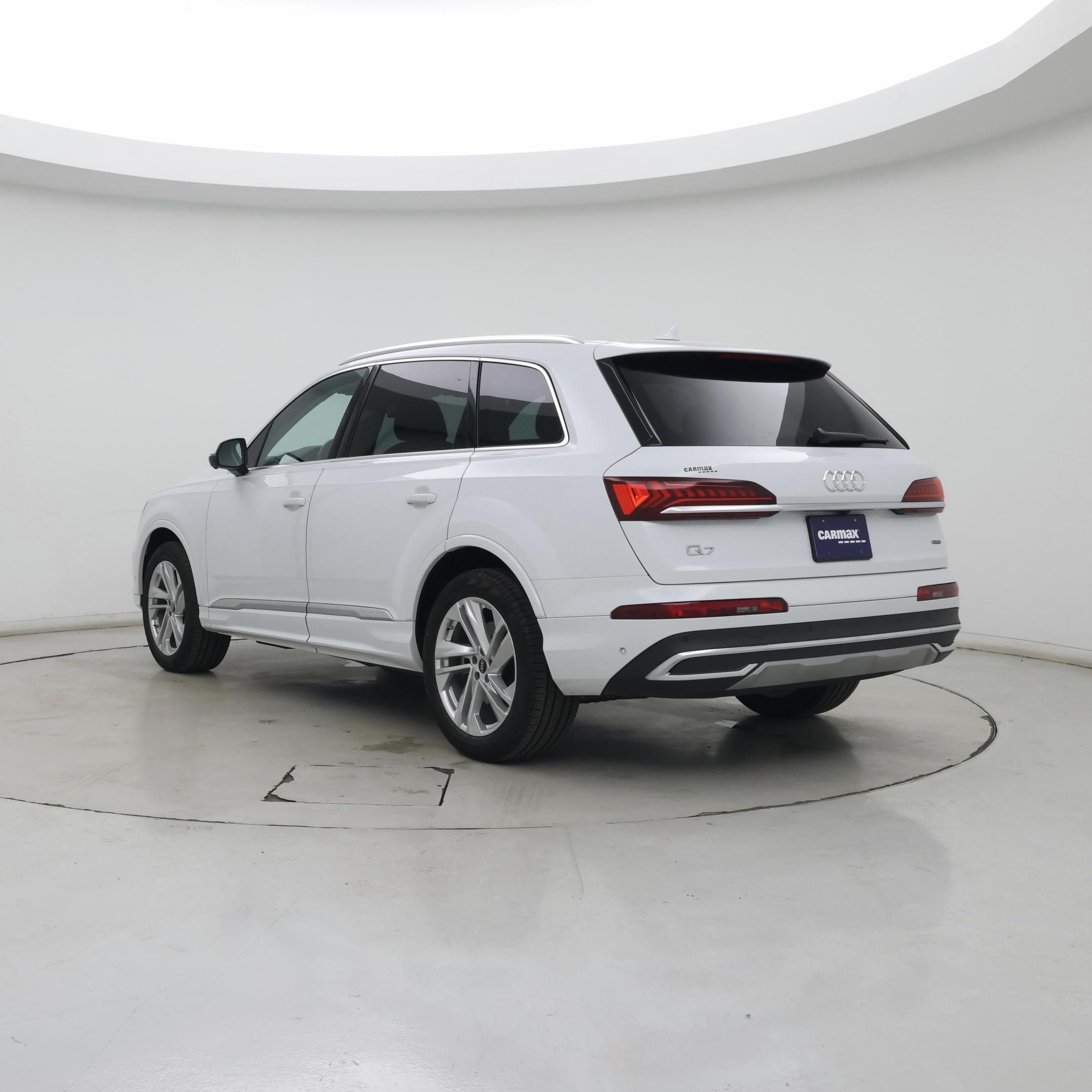 Thumbnail: 2022 Audi Q7 - 2
