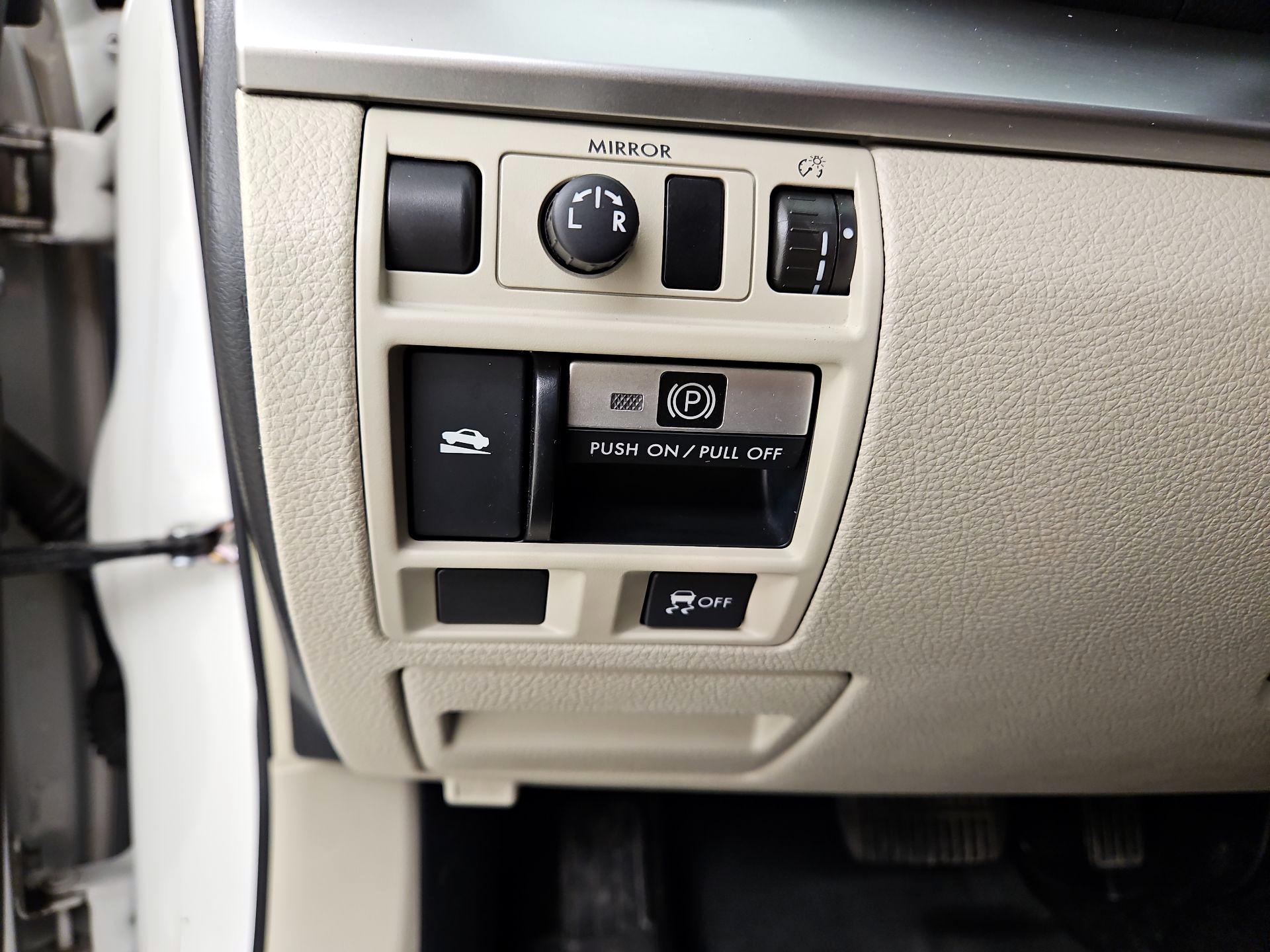 Thumbnail: 2014 Subaru Outback - 13