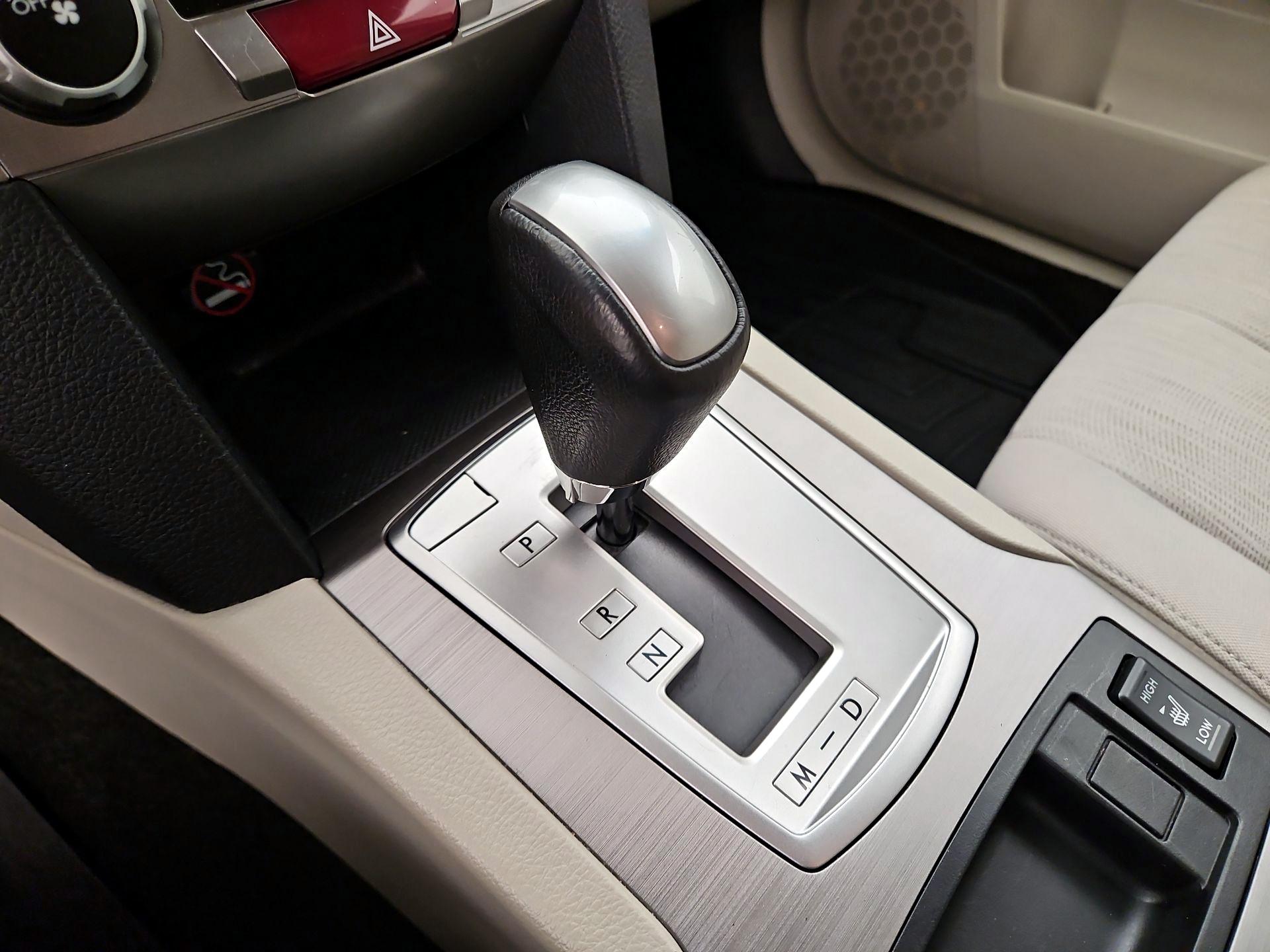 Thumbnail: 2014 Subaru Outback - 17