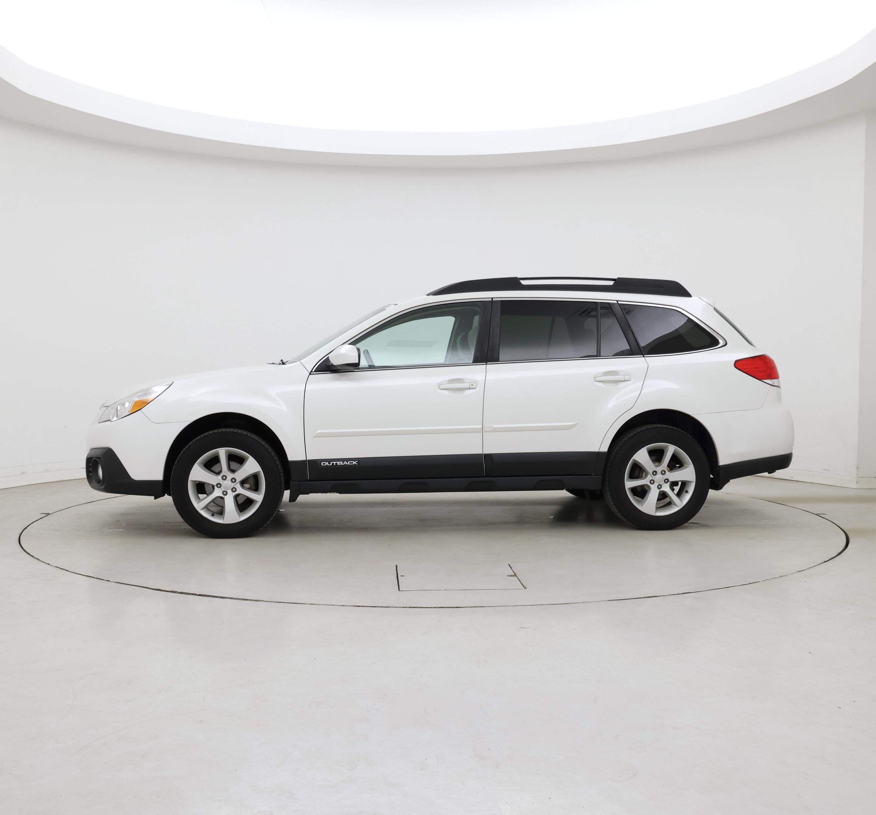 Thumbnail: 2014 Subaru Outback - 3