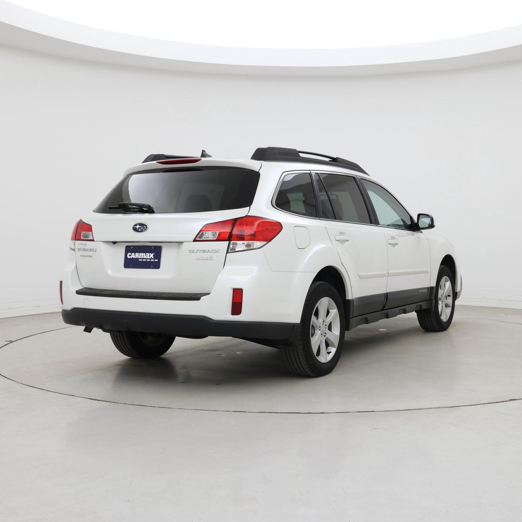 Thumbnail: 2014 Subaru Outback - 8
