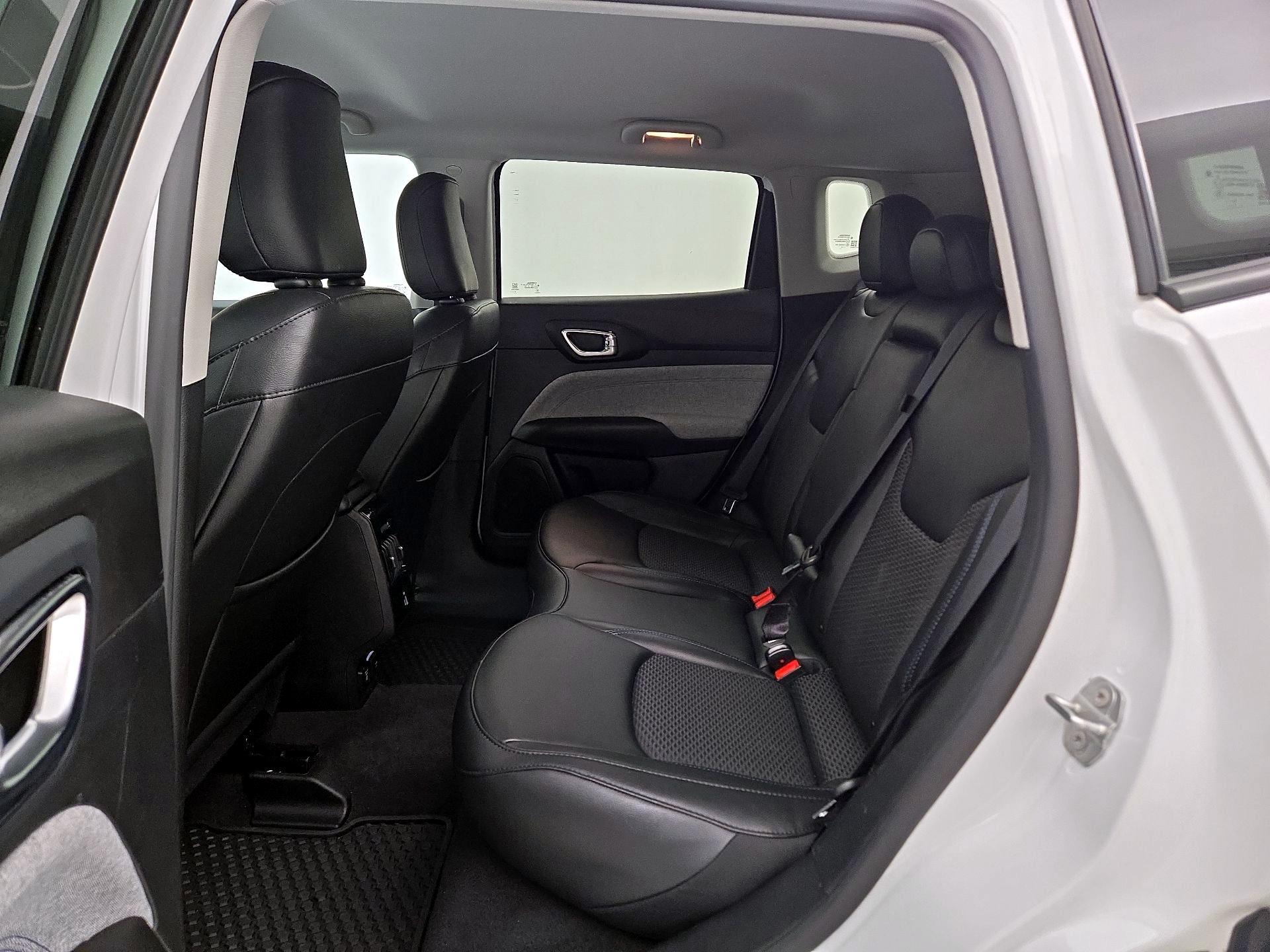 Thumbnail: 2022 Jeep Compass - 19