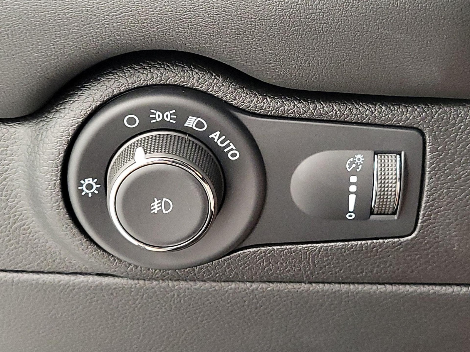 2022 Dodge Durango R/T Plus - Photo 14