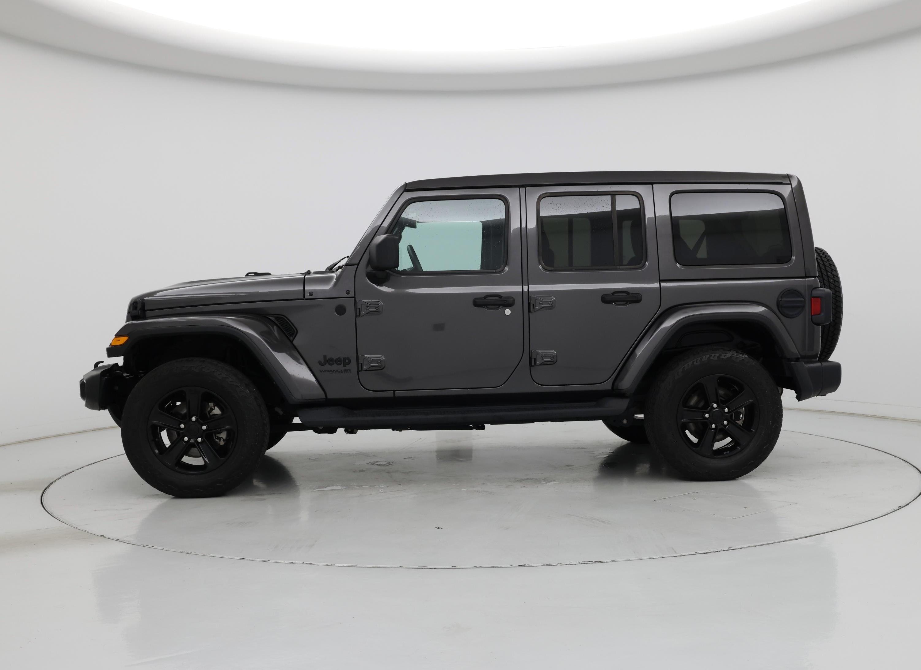 Thumbnail: 2022 Jeep Wrangler - 3
