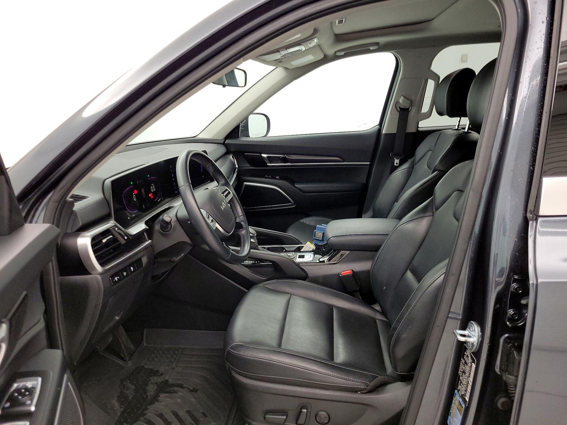 Thumbnail: 2023 Kia Telluride - 11
