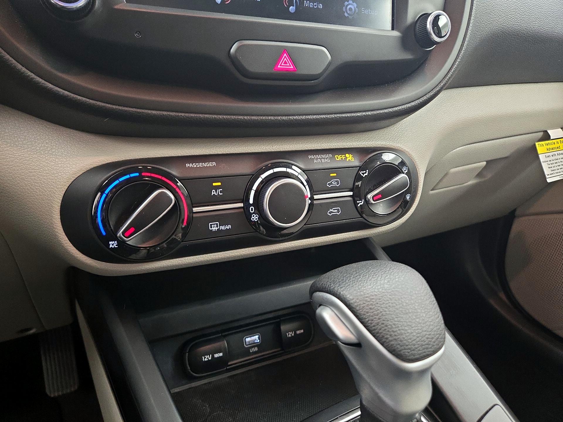Thumbnail: 2023 Kia Soul - 16