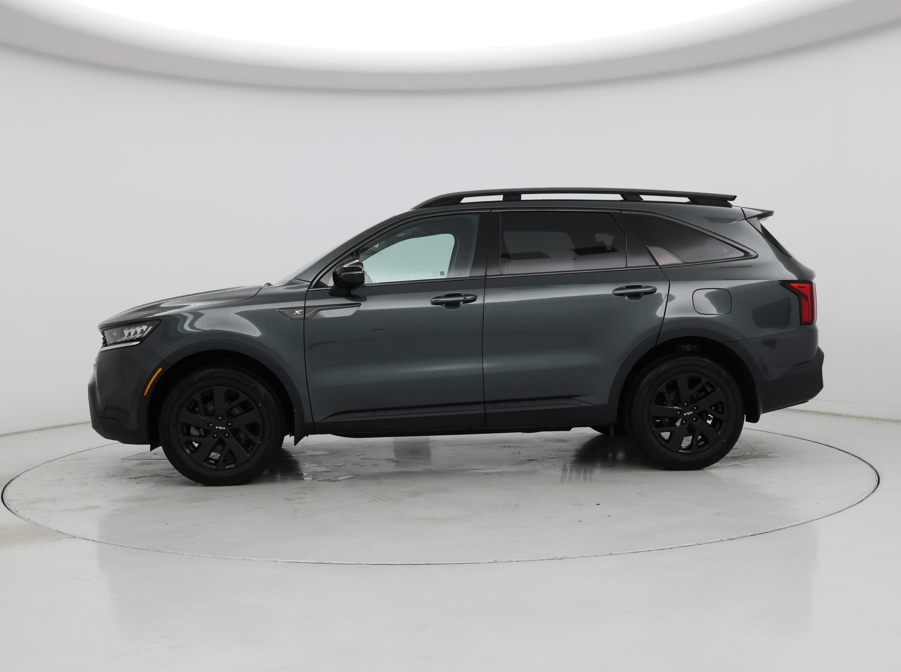 Thumbnail: 2023 Kia Sorento - 3