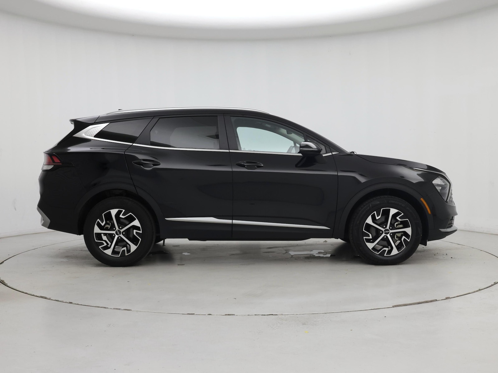 2023 Kia Sportage EX - Photo 8