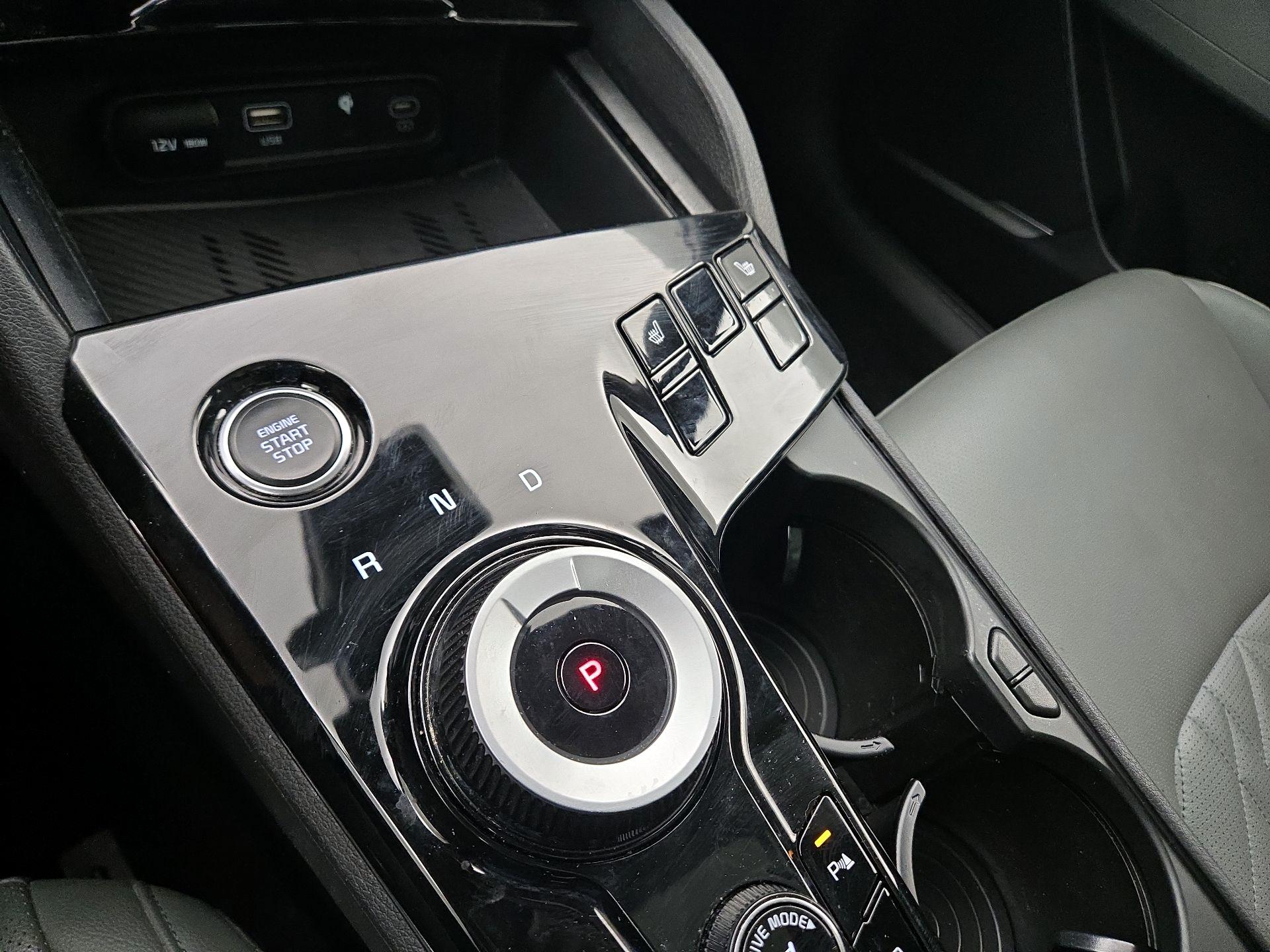 Thumbnail: 2023 Kia Sportage - 18