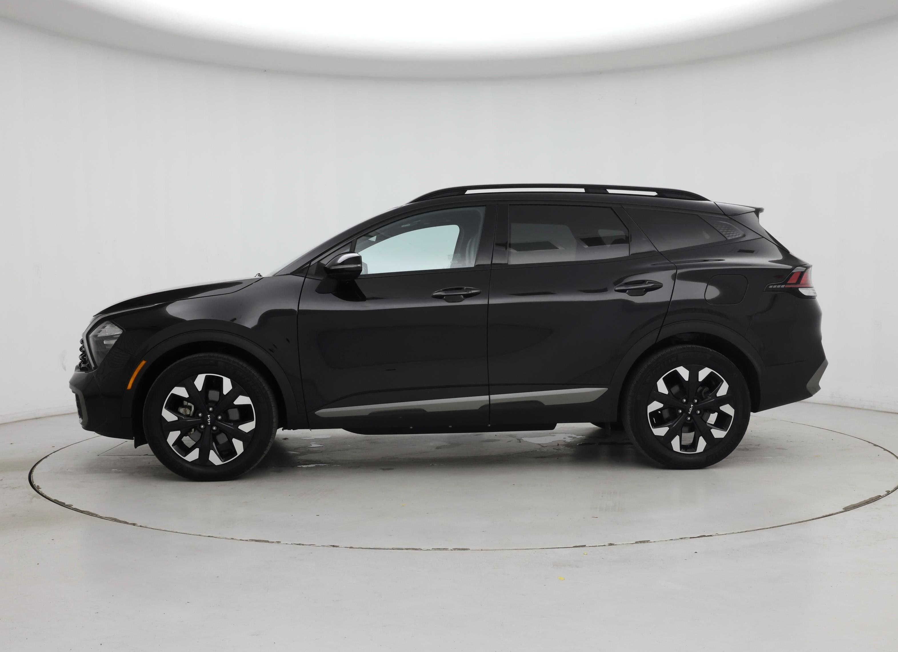 Thumbnail: 2023 Kia Sportage - 3