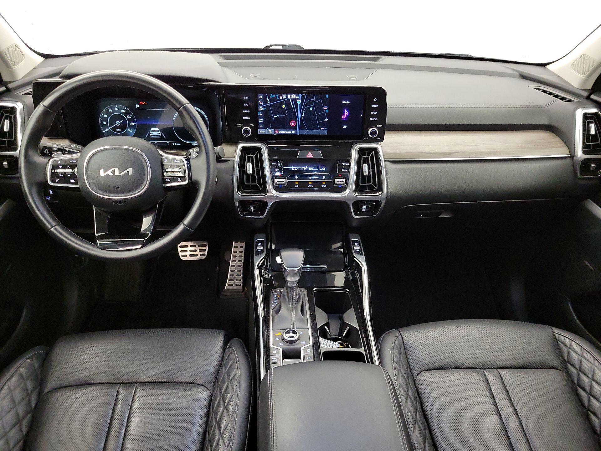 Thumbnail: 2022 Kia Sorento - 9