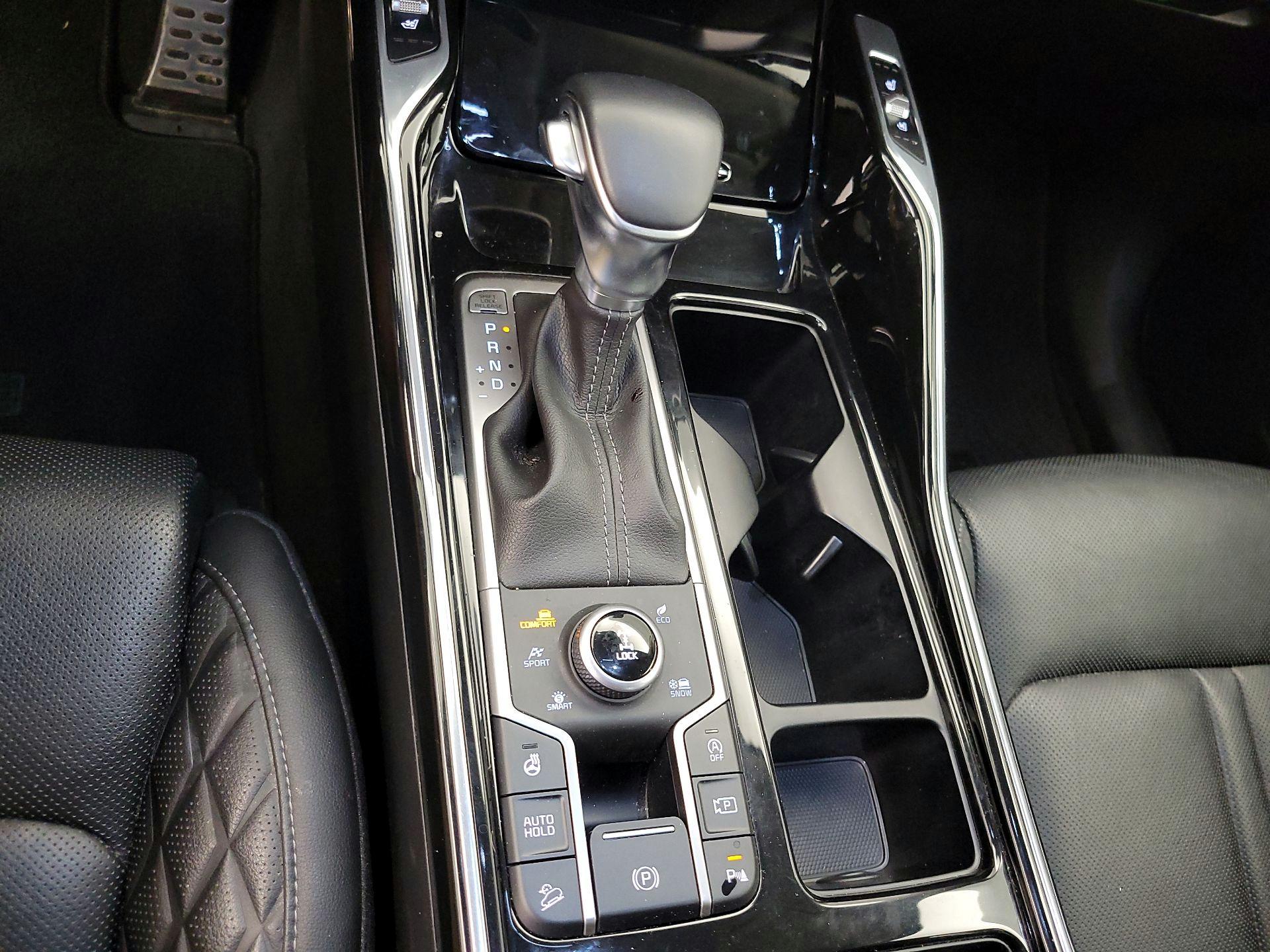 Thumbnail: 2022 Kia Sorento - 18