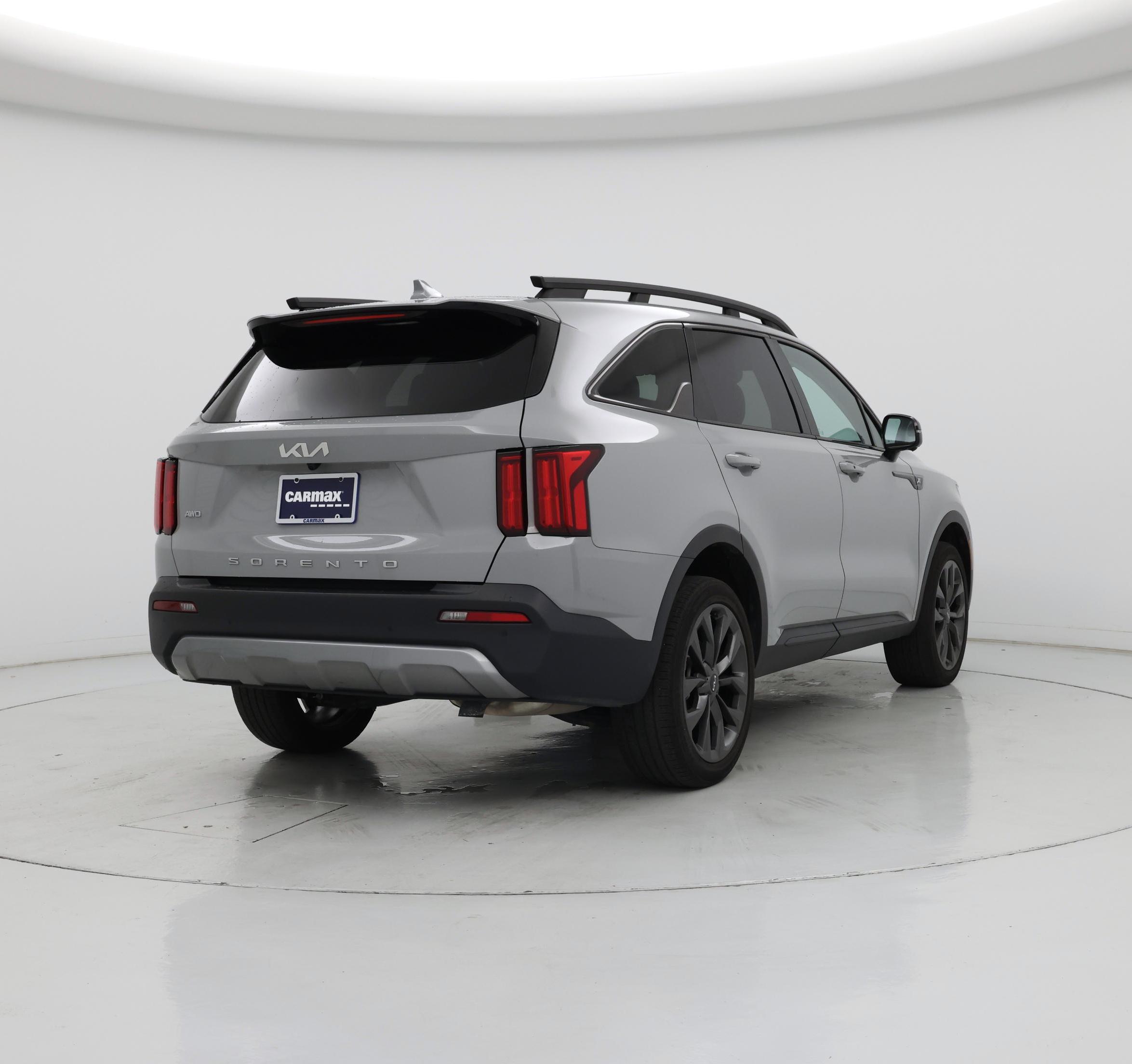 Thumbnail: 2022 Kia Sorento - 8