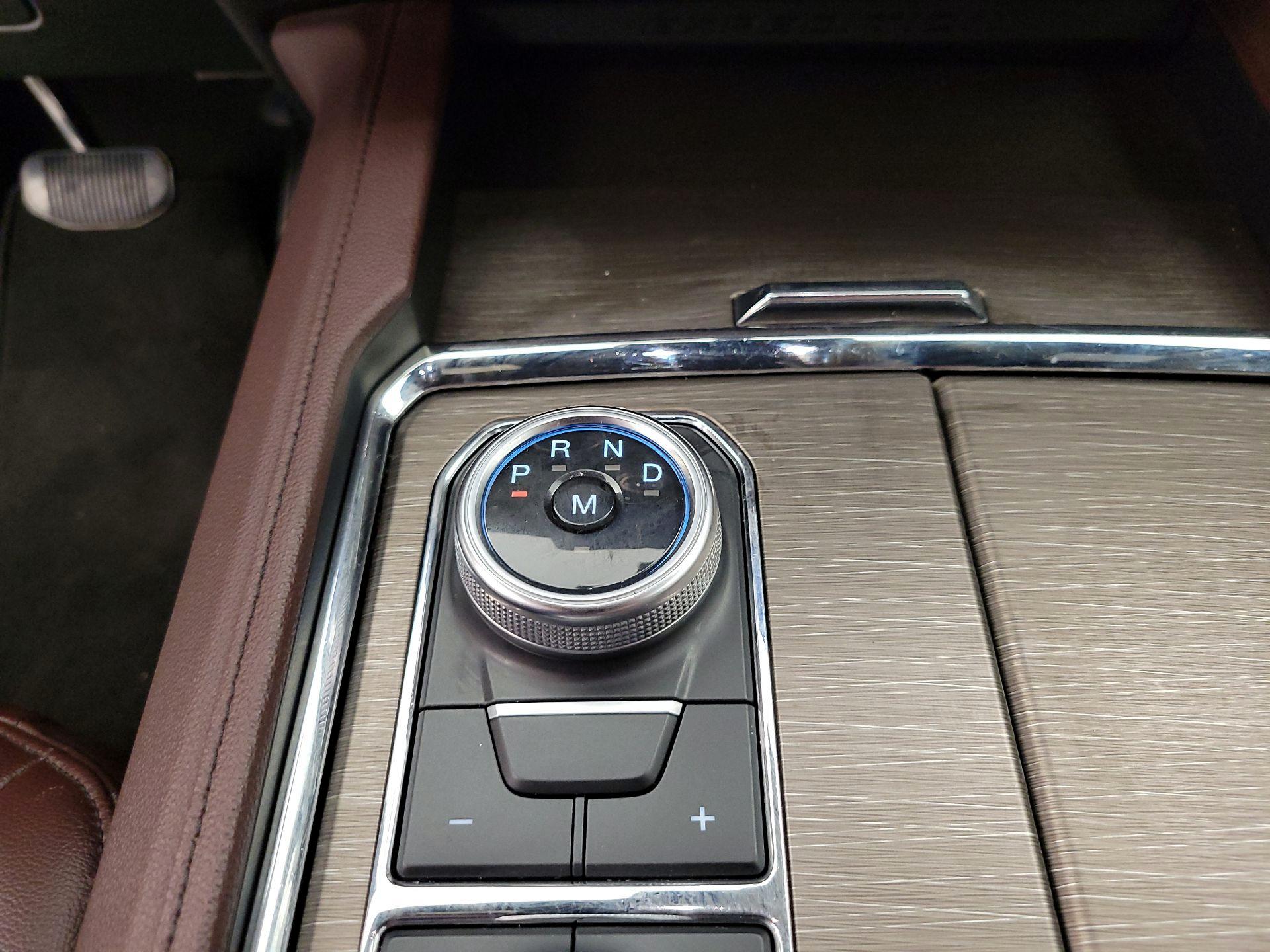 Thumbnail: 2024 Ford Expedition - 18