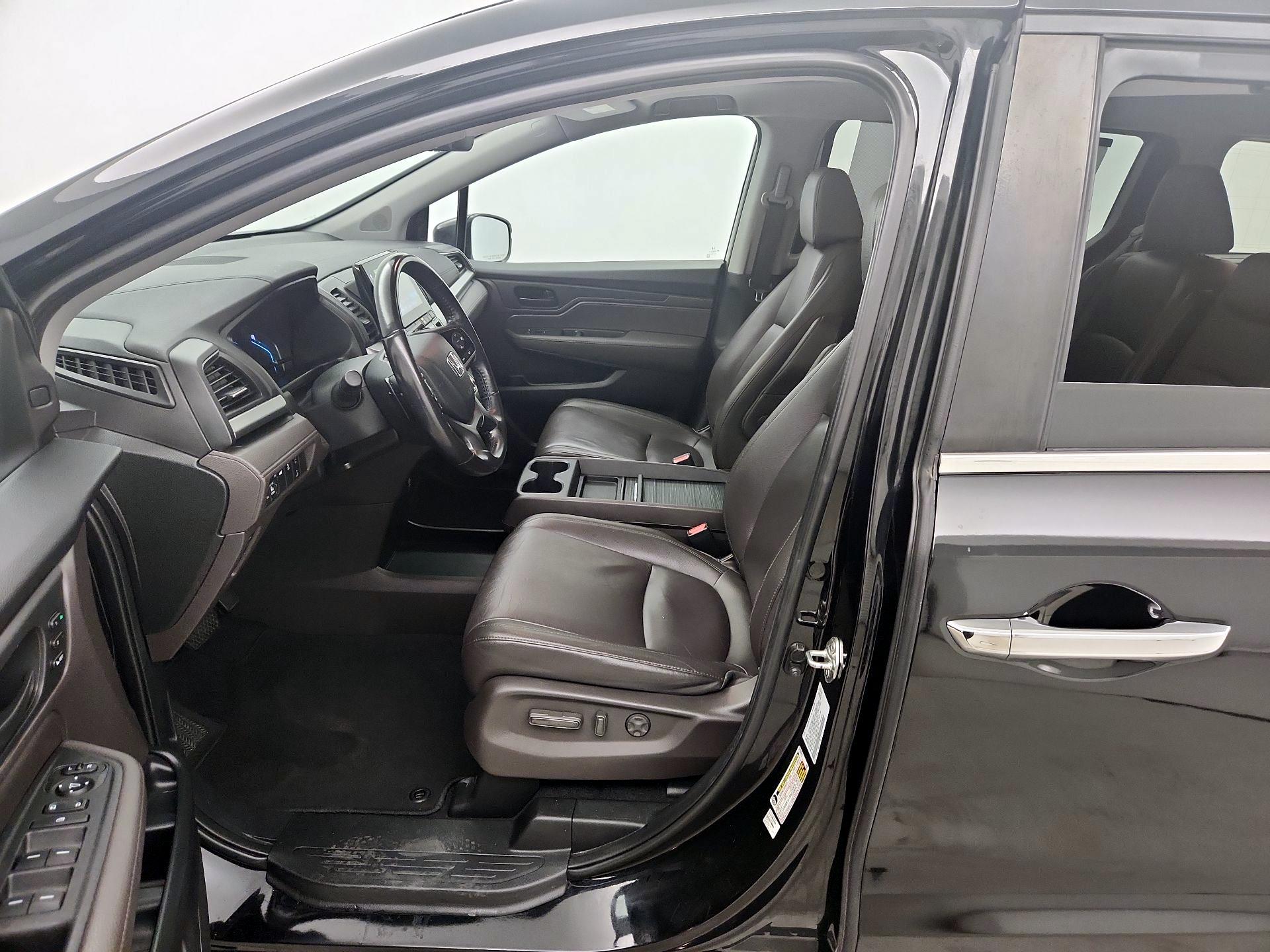 Thumbnail: 2019 Honda Odyssey - 11