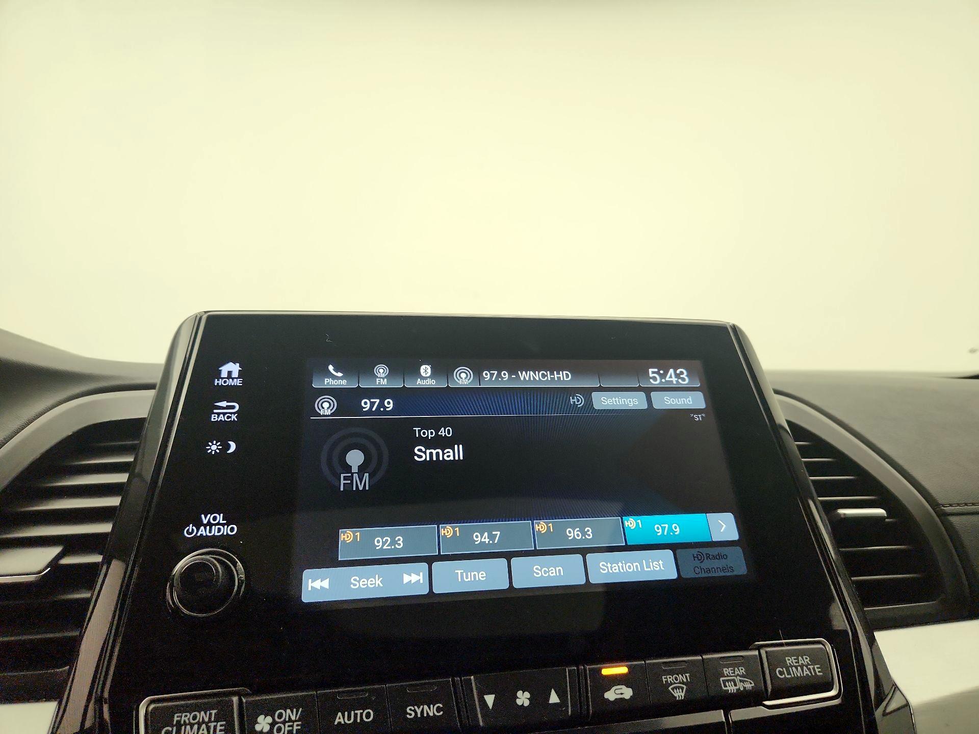 Thumbnail: 2019 Honda Odyssey - 15