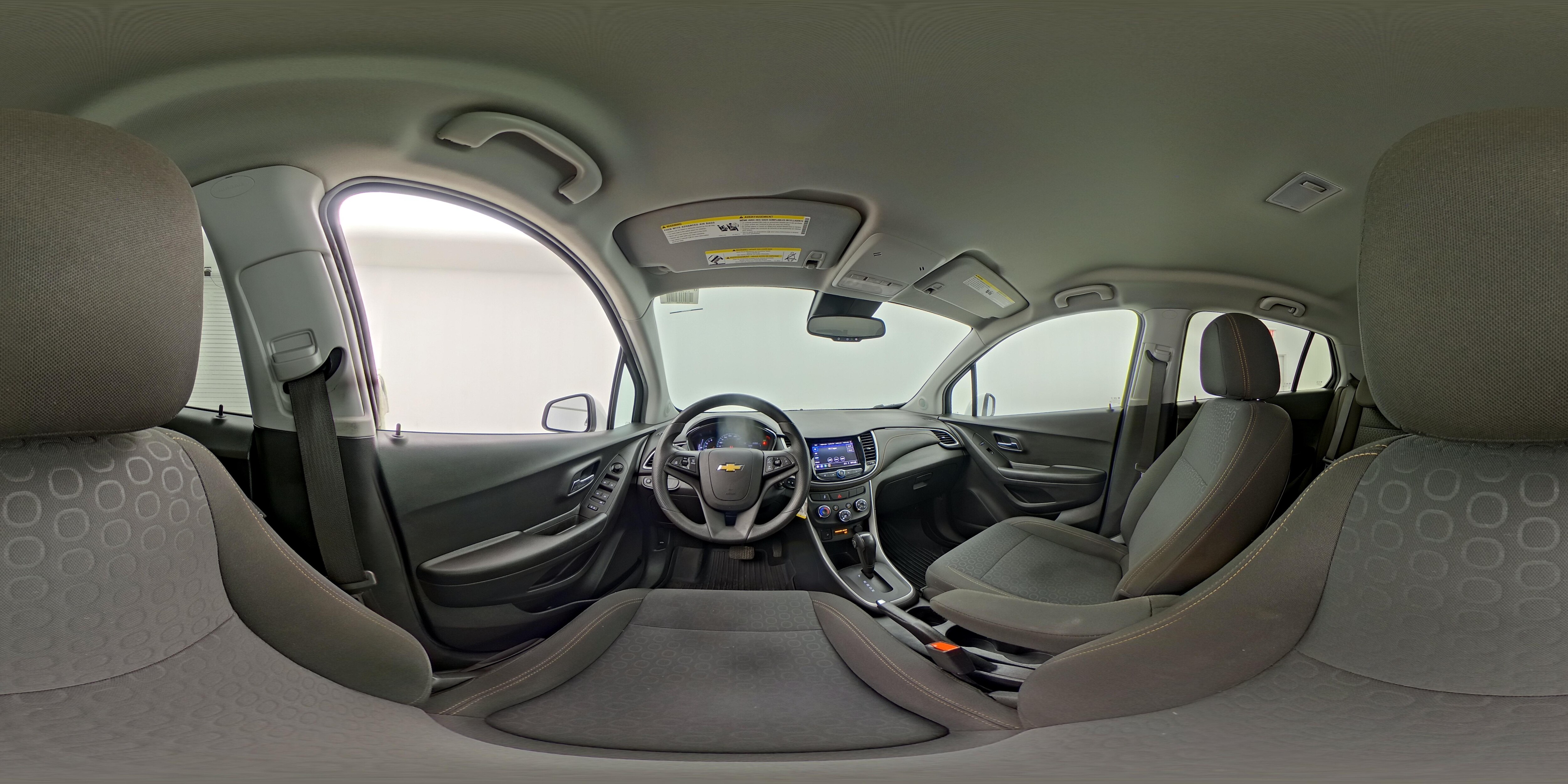 2021 Chevrolet Trax LS - Photo 26