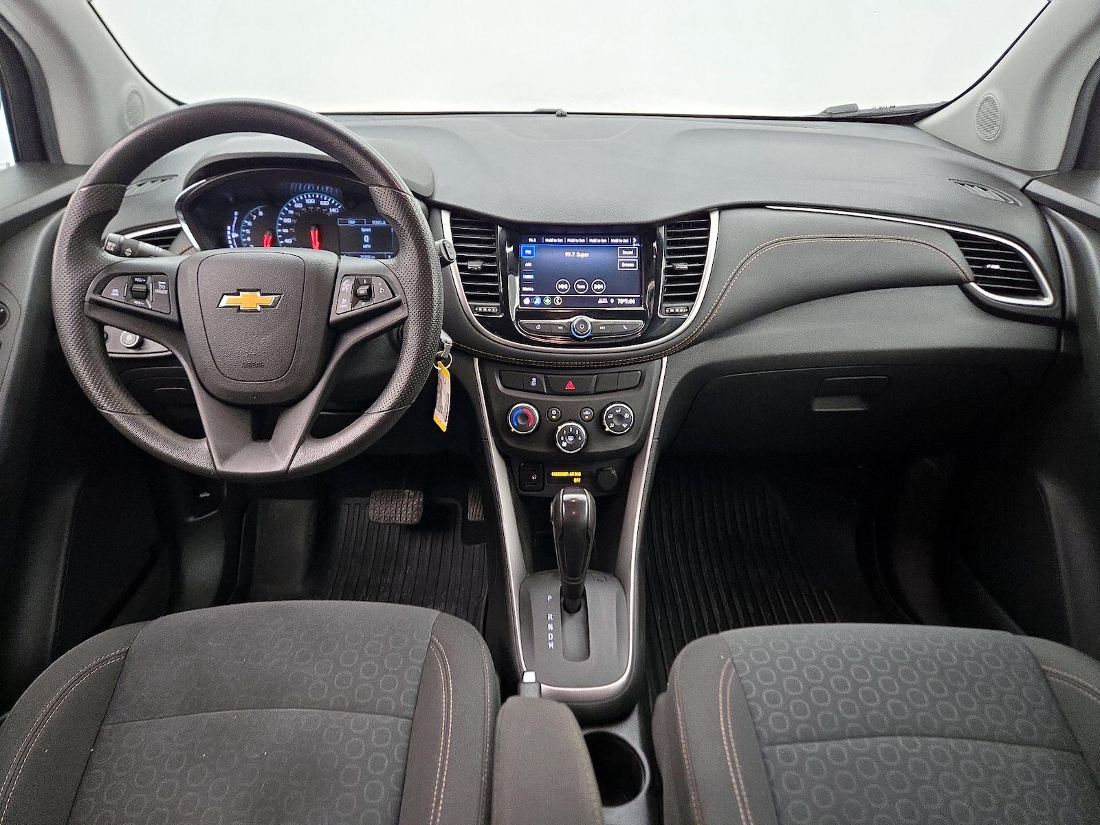 2021 Chevrolet Trax LS - Photo 10