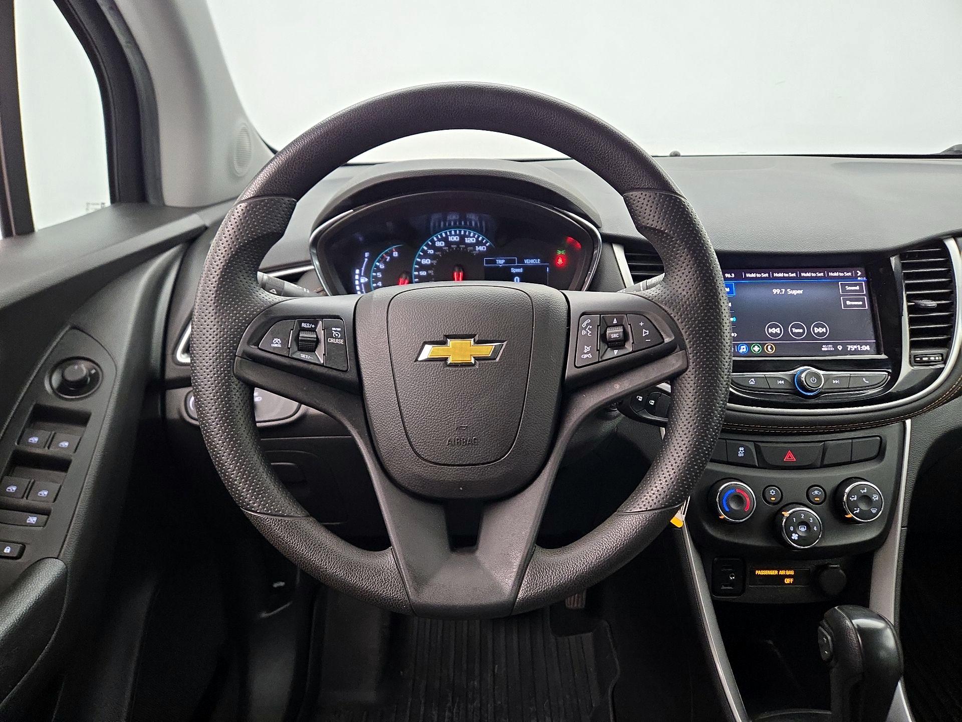 Thumbnail: 2021 Chevrolet Trax - 10