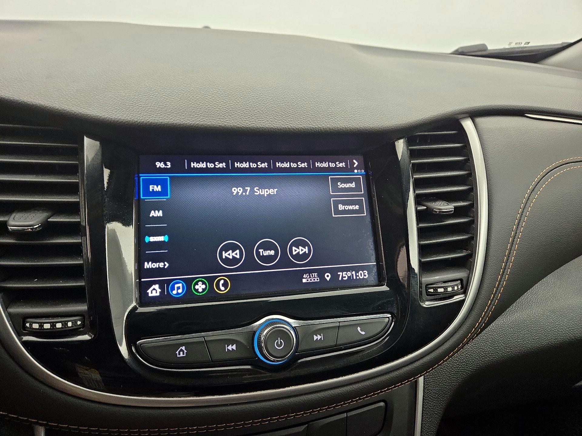 Thumbnail: 2021 Chevrolet Trax - 15