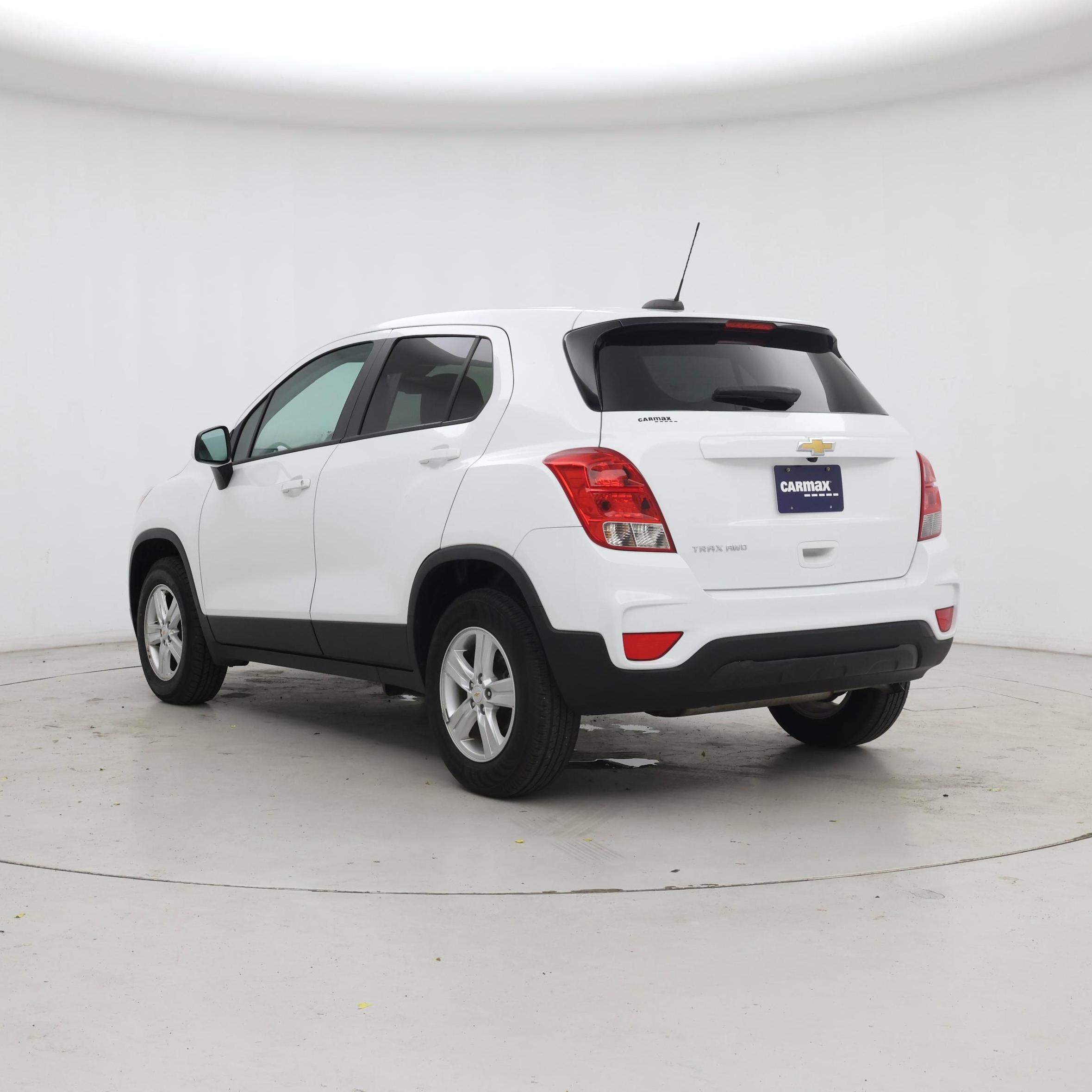 Thumbnail: 2021 Chevrolet Trax - 2