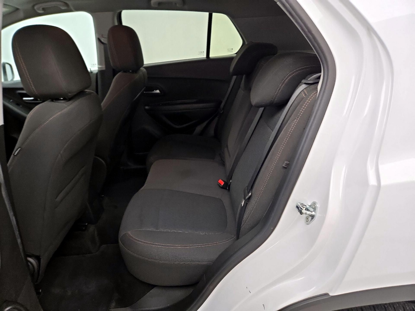 2021 Chevrolet Trax LS - Photo 20