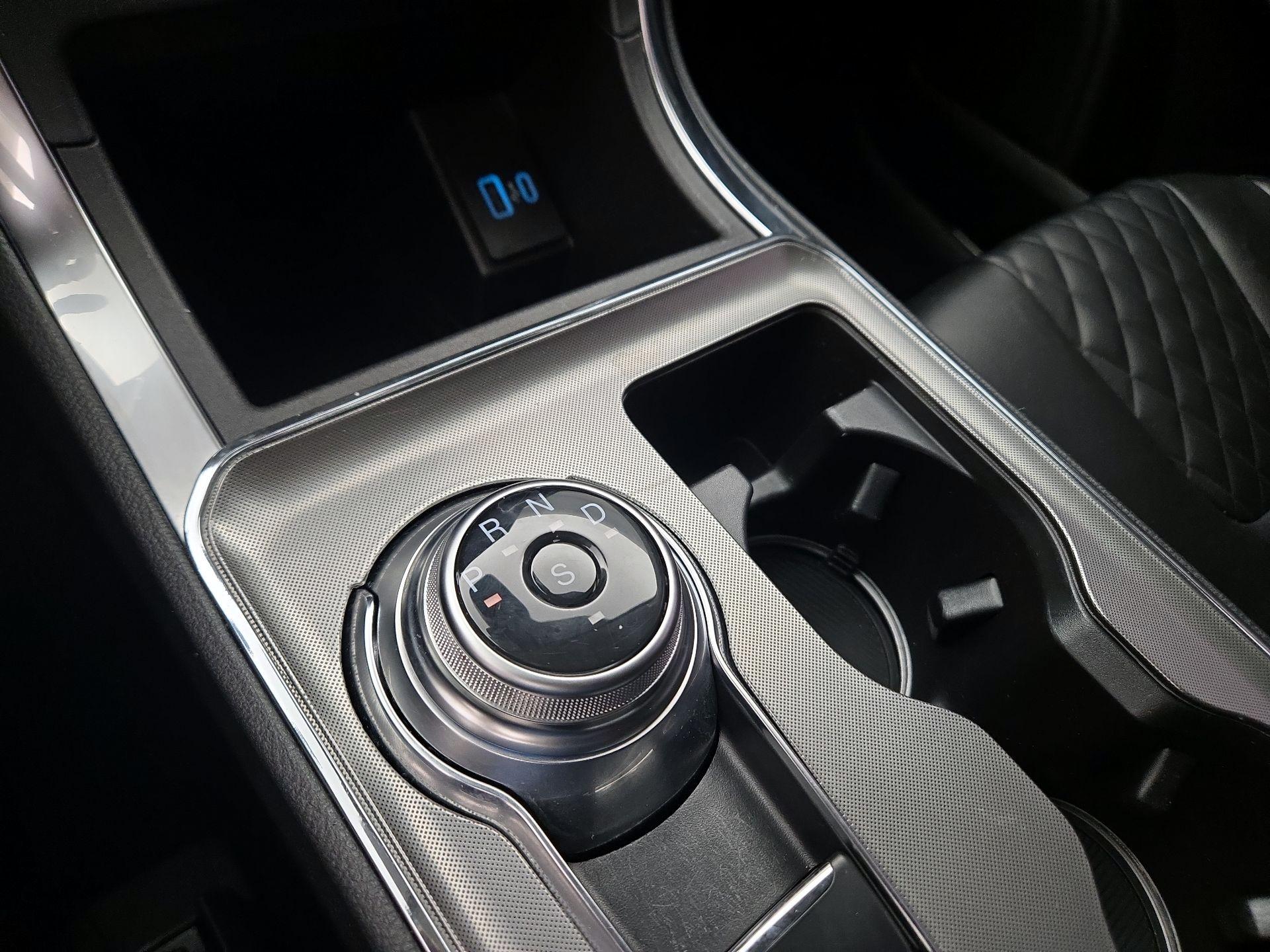 Thumbnail: 2023 Ford Edge - 17
