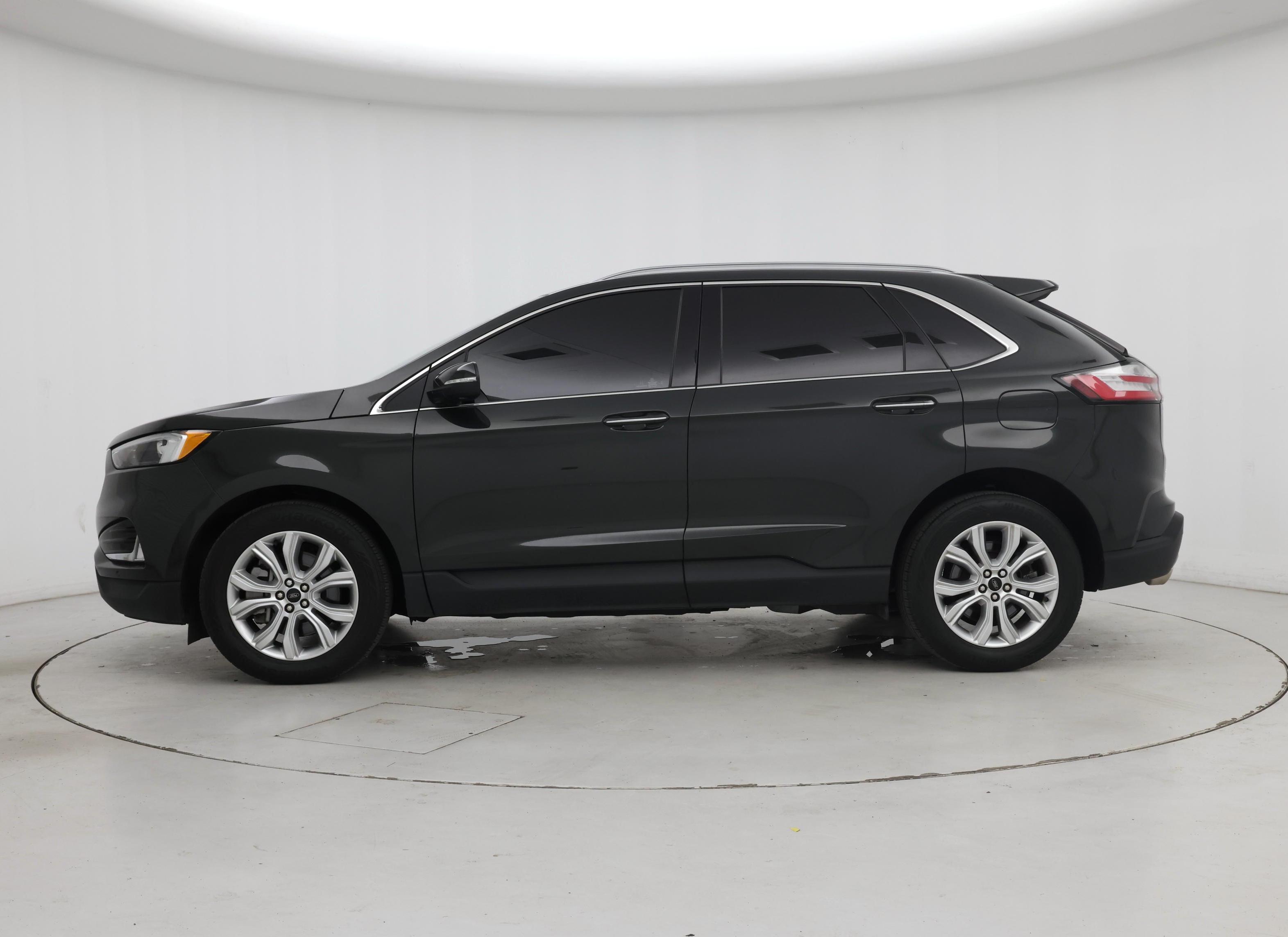 Thumbnail: 2023 Ford Edge - 3