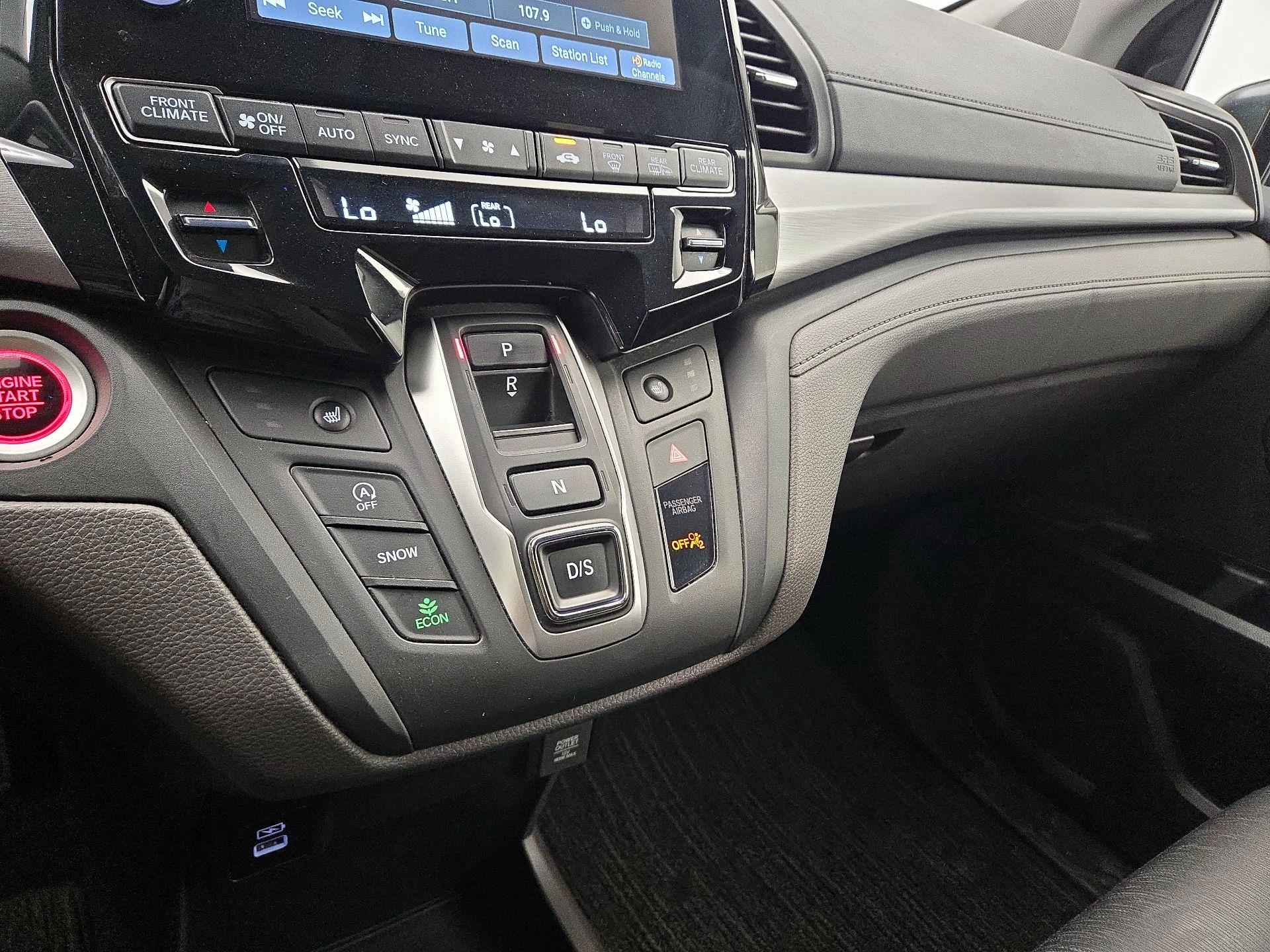 Thumbnail: 2023 Honda Odyssey - 17