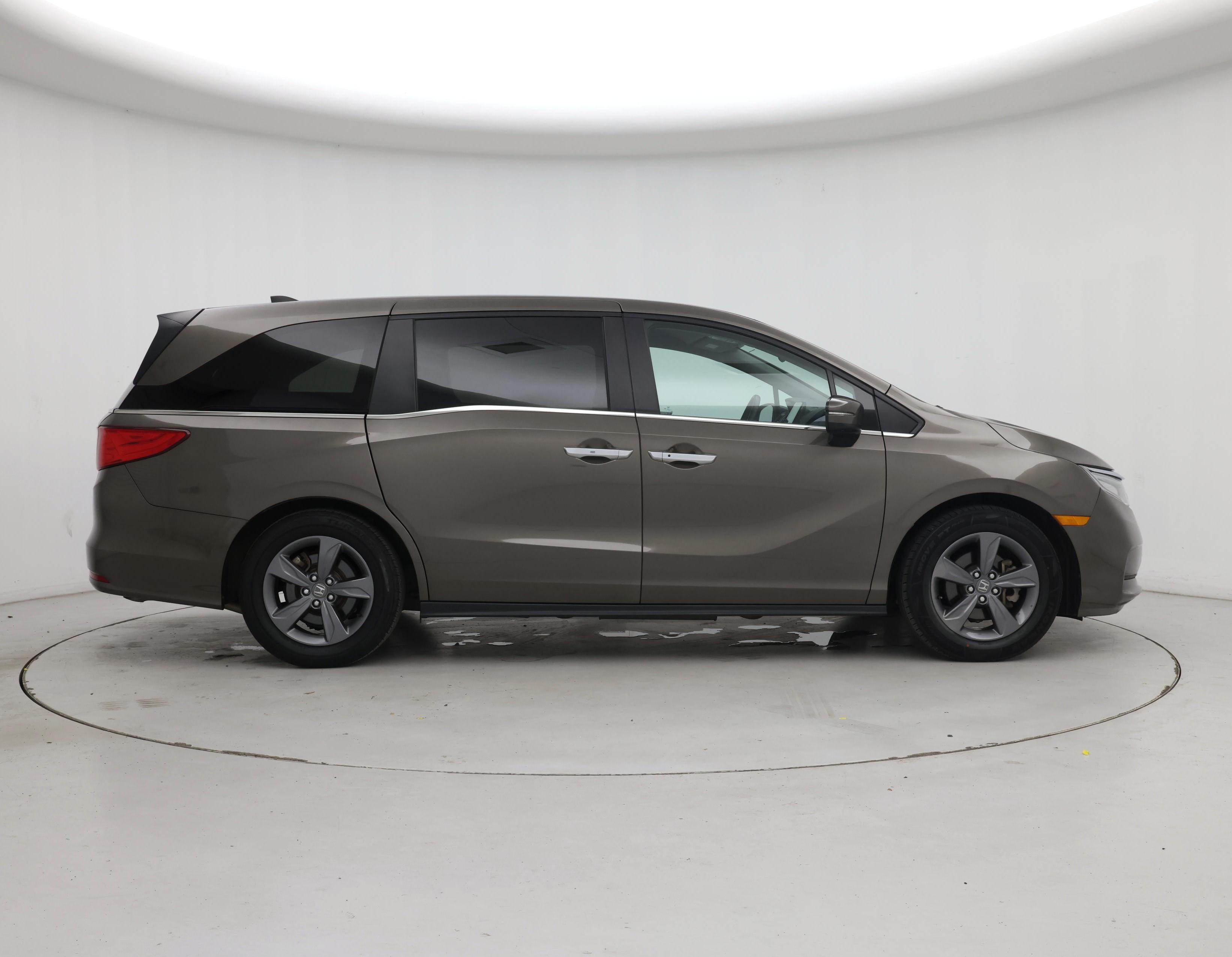 Thumbnail: 2023 Honda Odyssey - 7