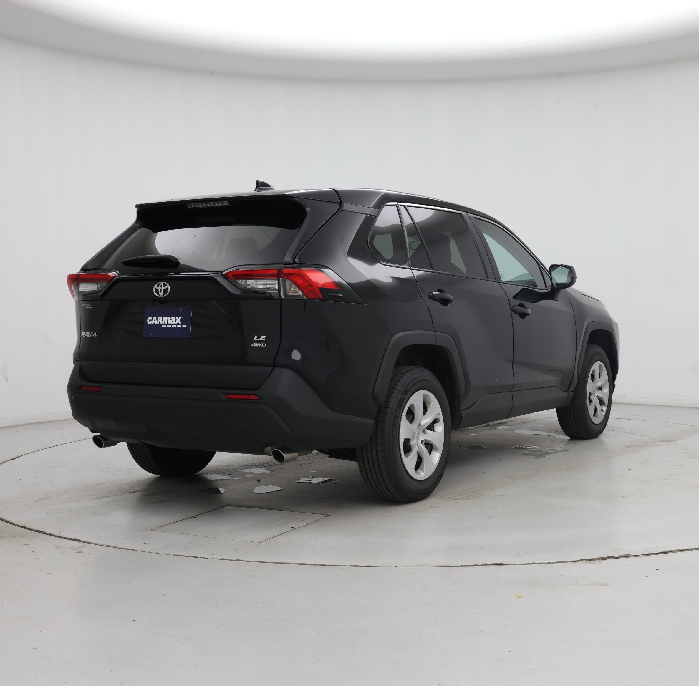 Thumbnail: 2022 Toyota RAV4 - 8