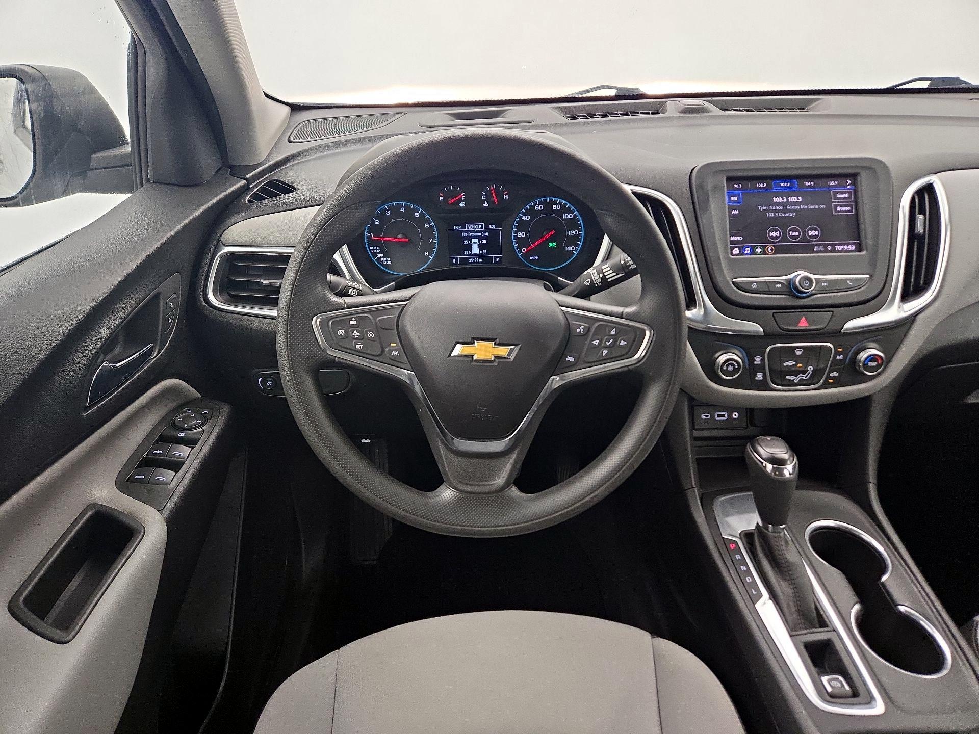 Thumbnail: 2020 Chevrolet Equinox - 10