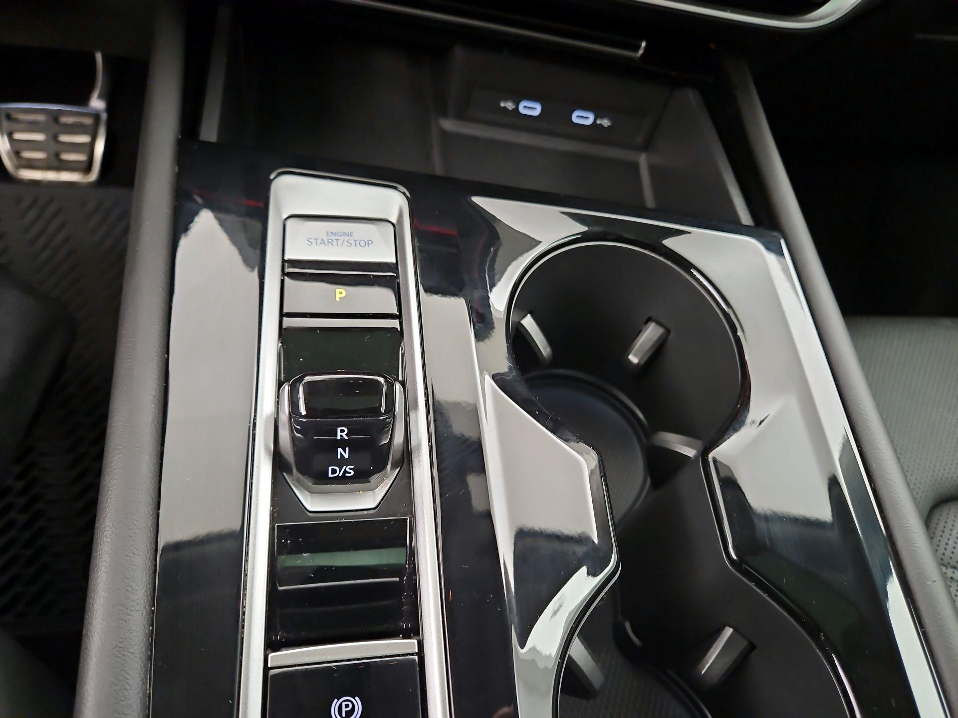 Thumbnail: 2024 Volkswagen Atlas - 17