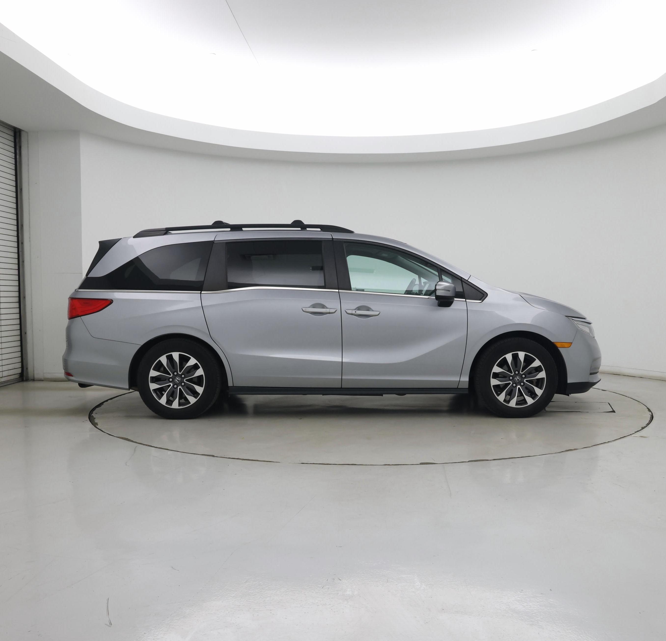 Thumbnail: 2021 Honda Odyssey - 7