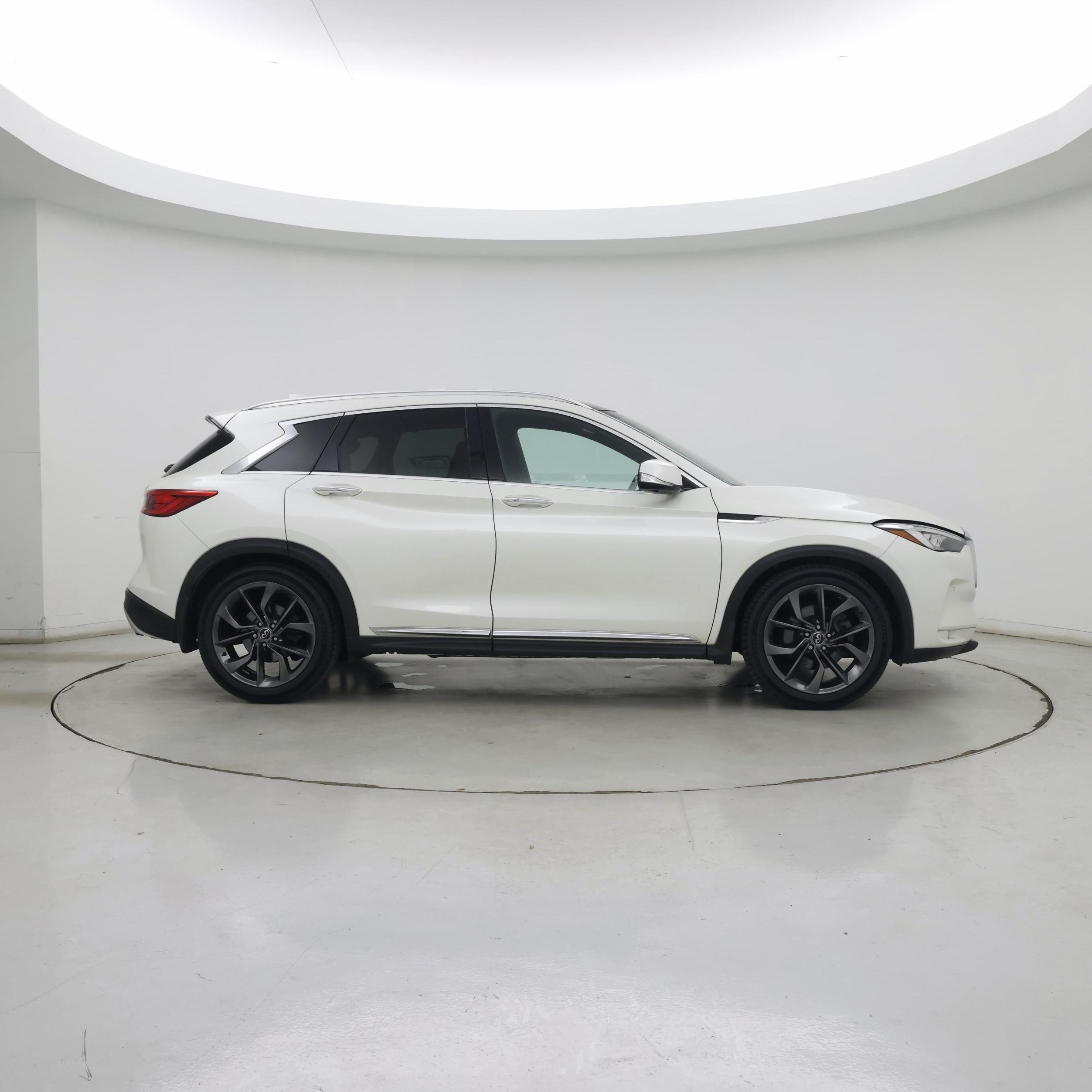 Thumbnail: 2019 INFINITI QX50 - 7
