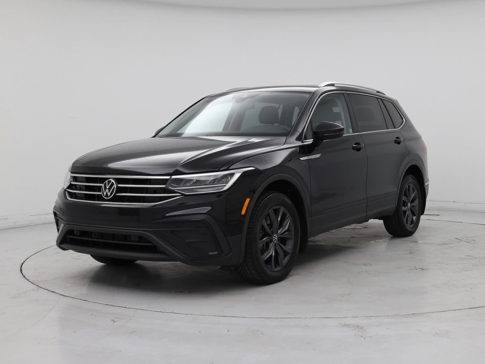 2022 Volkswagen Tiguan SE - Photo 5