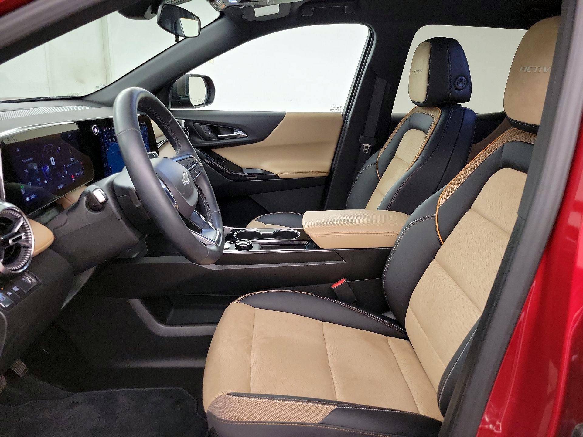 Thumbnail: 2025 Chevrolet Equinox - 11