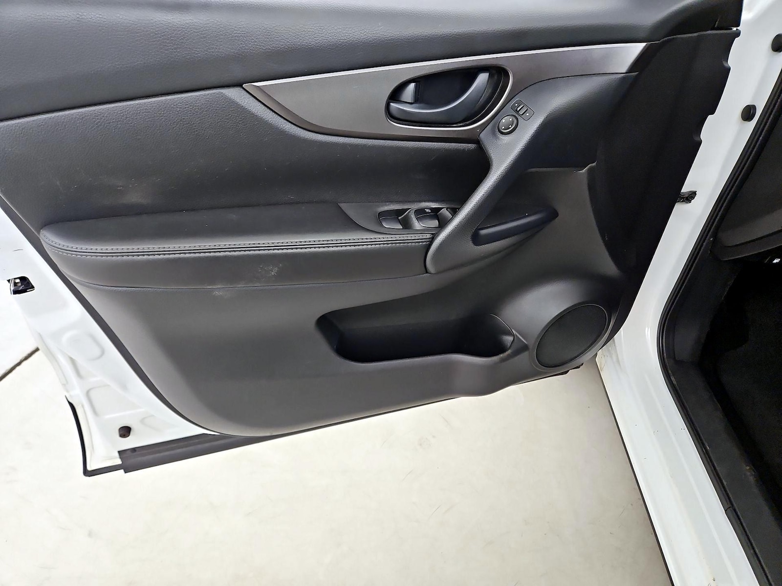 2021 Nissan Rogue Sport S - Photo 13