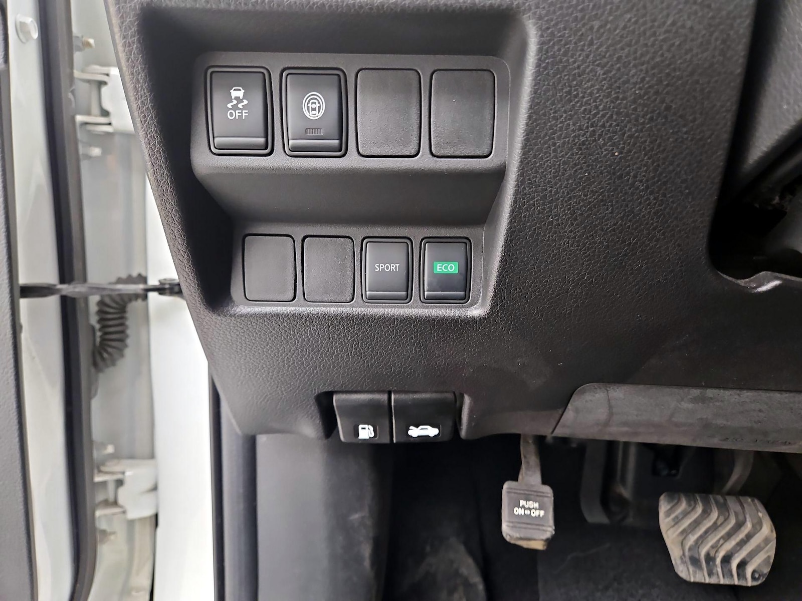 2021 Nissan Rogue Sport S - Photo 14