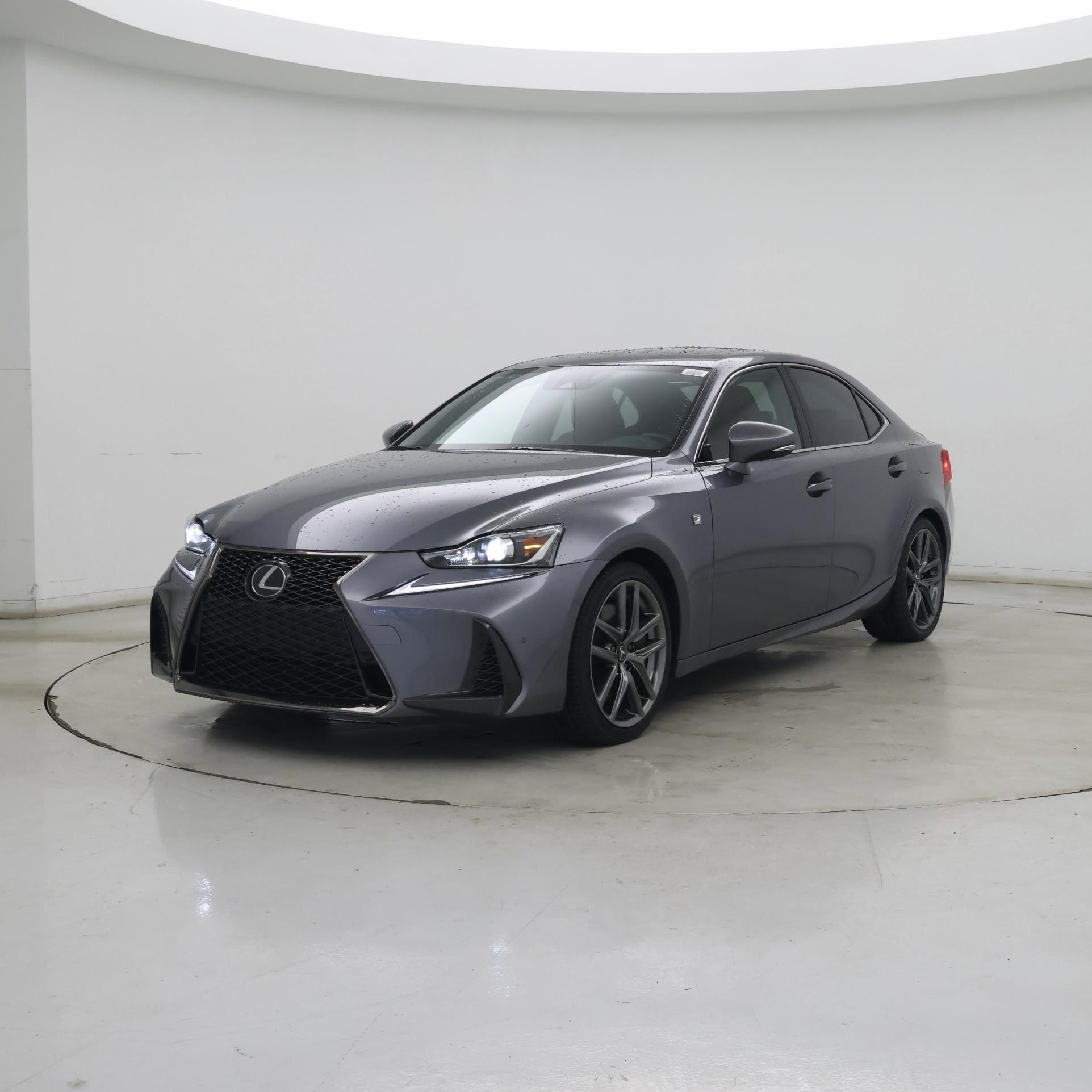 Thumbnail: 2020 Lexus IS - 4