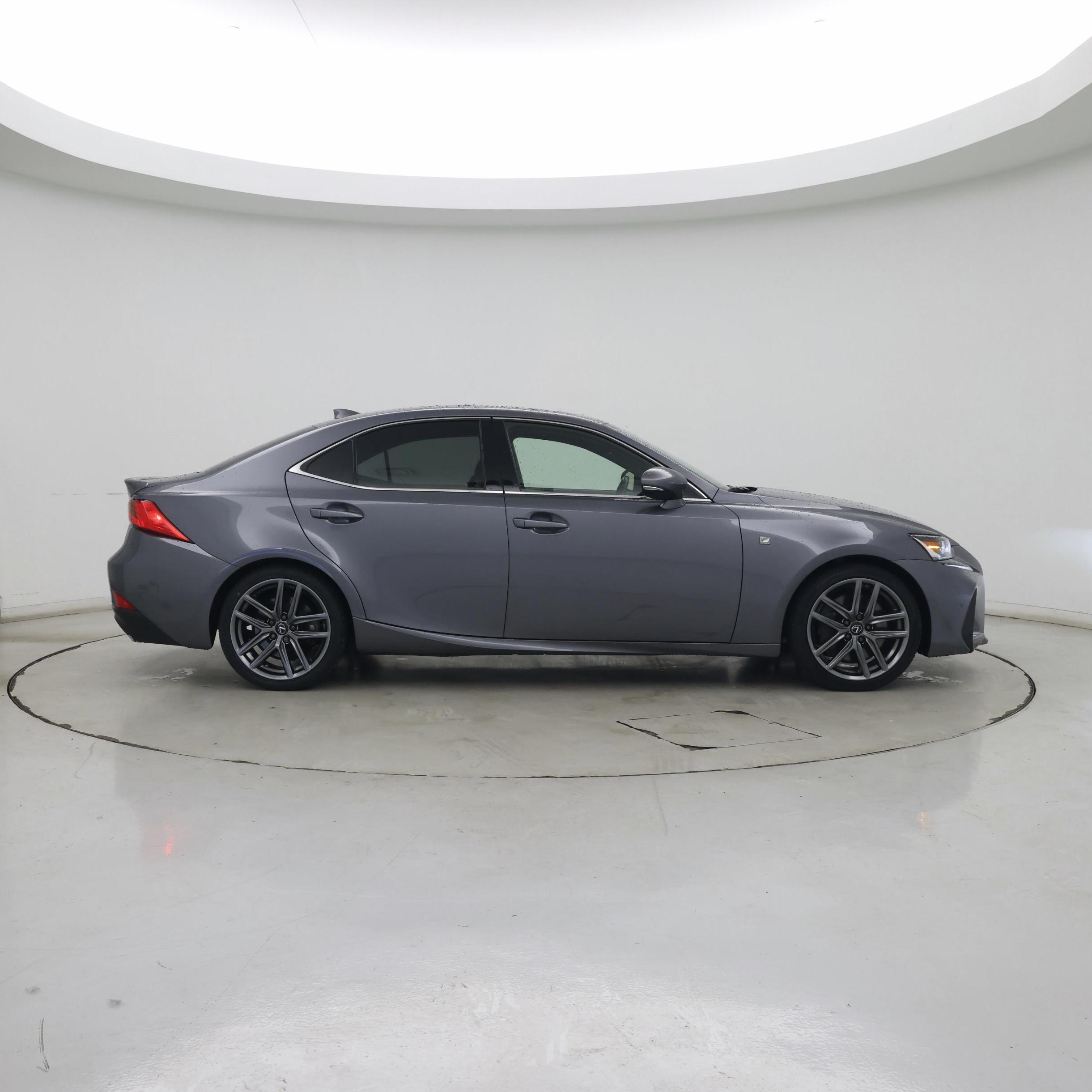 Thumbnail: 2020 Lexus IS - 7