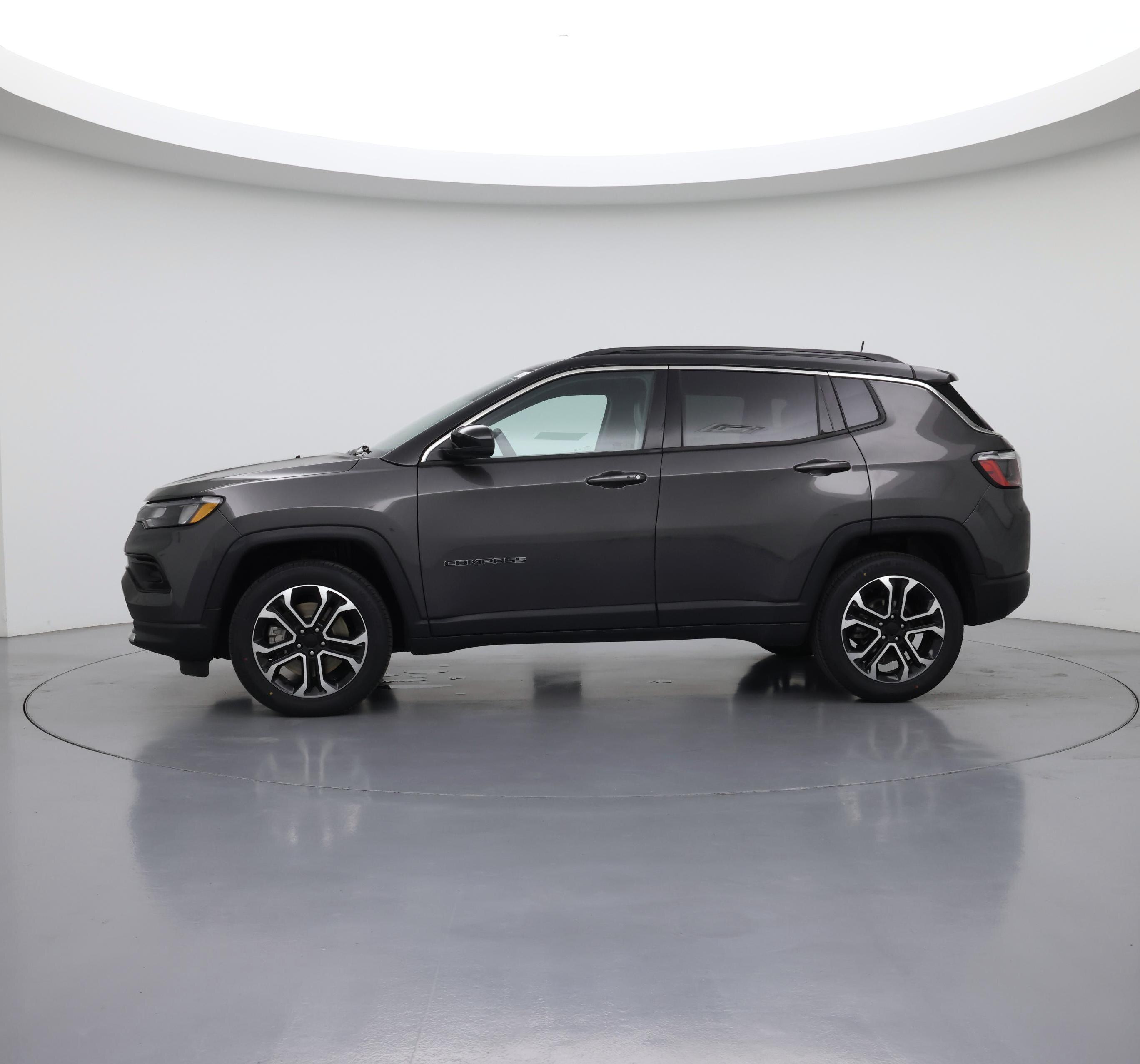 Thumbnail: 2023 Jeep Compass - 3