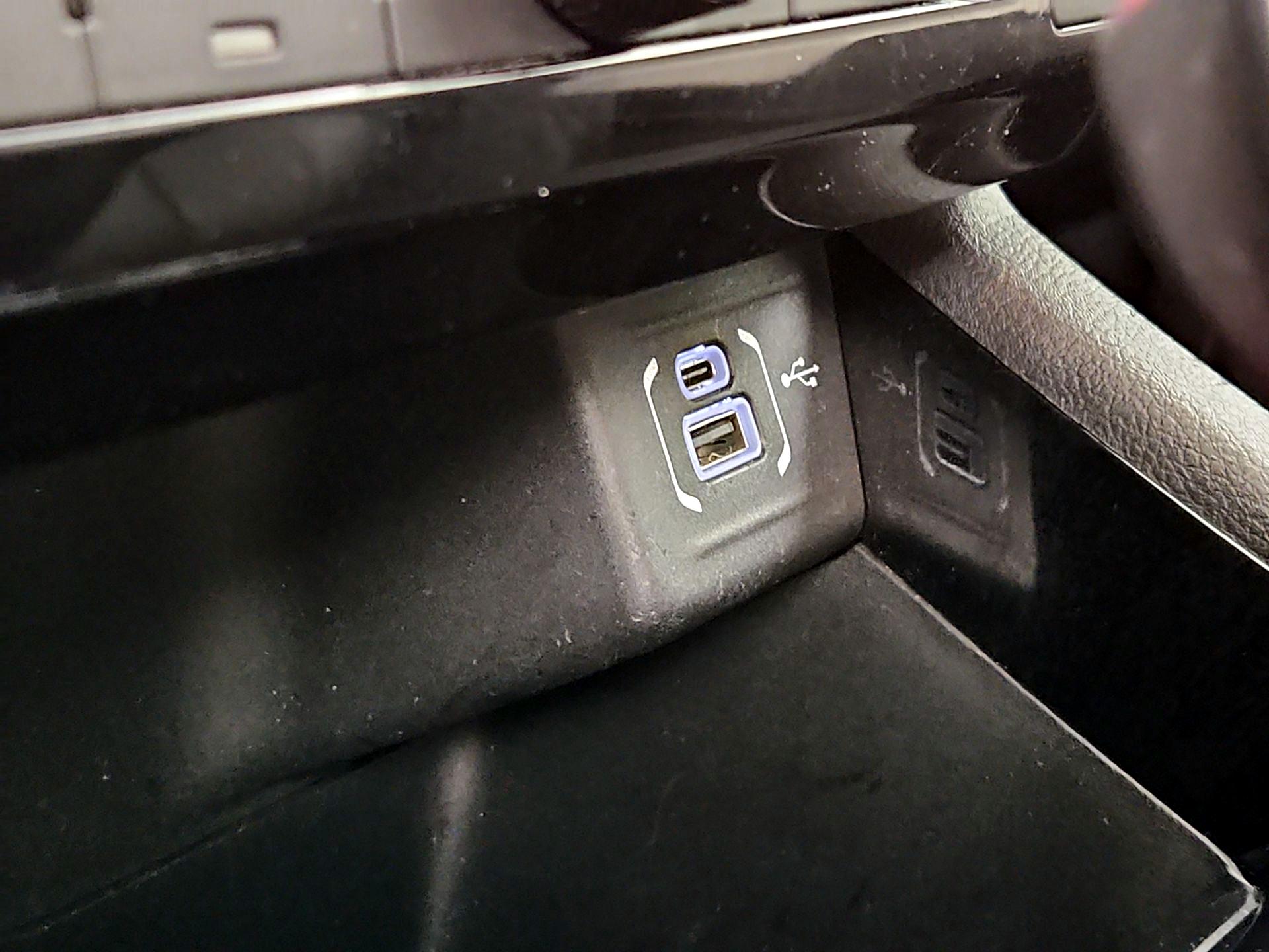 Thumbnail: 2022 Jeep Compass - 18