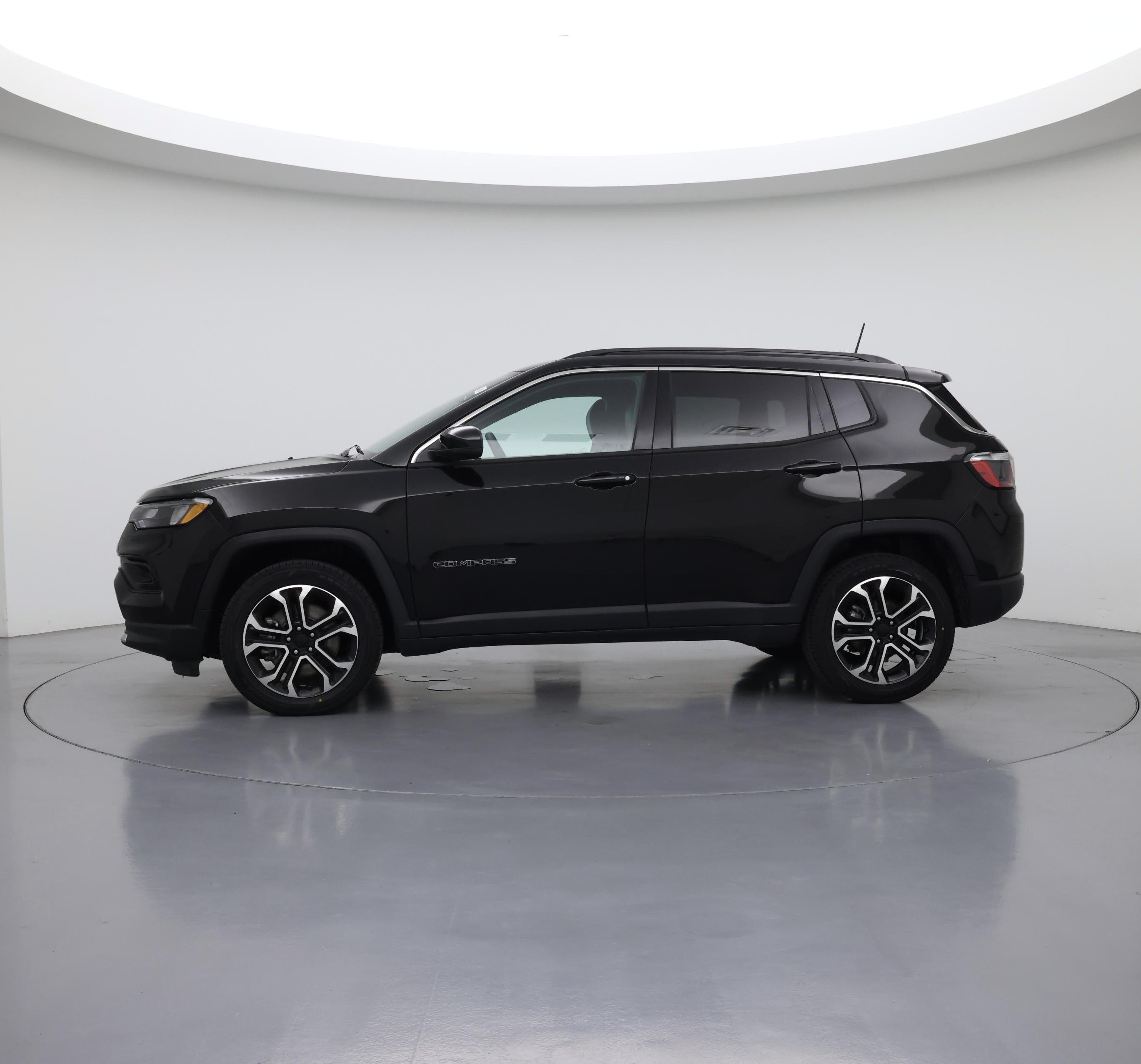 Thumbnail: 2023 Jeep Compass - 3