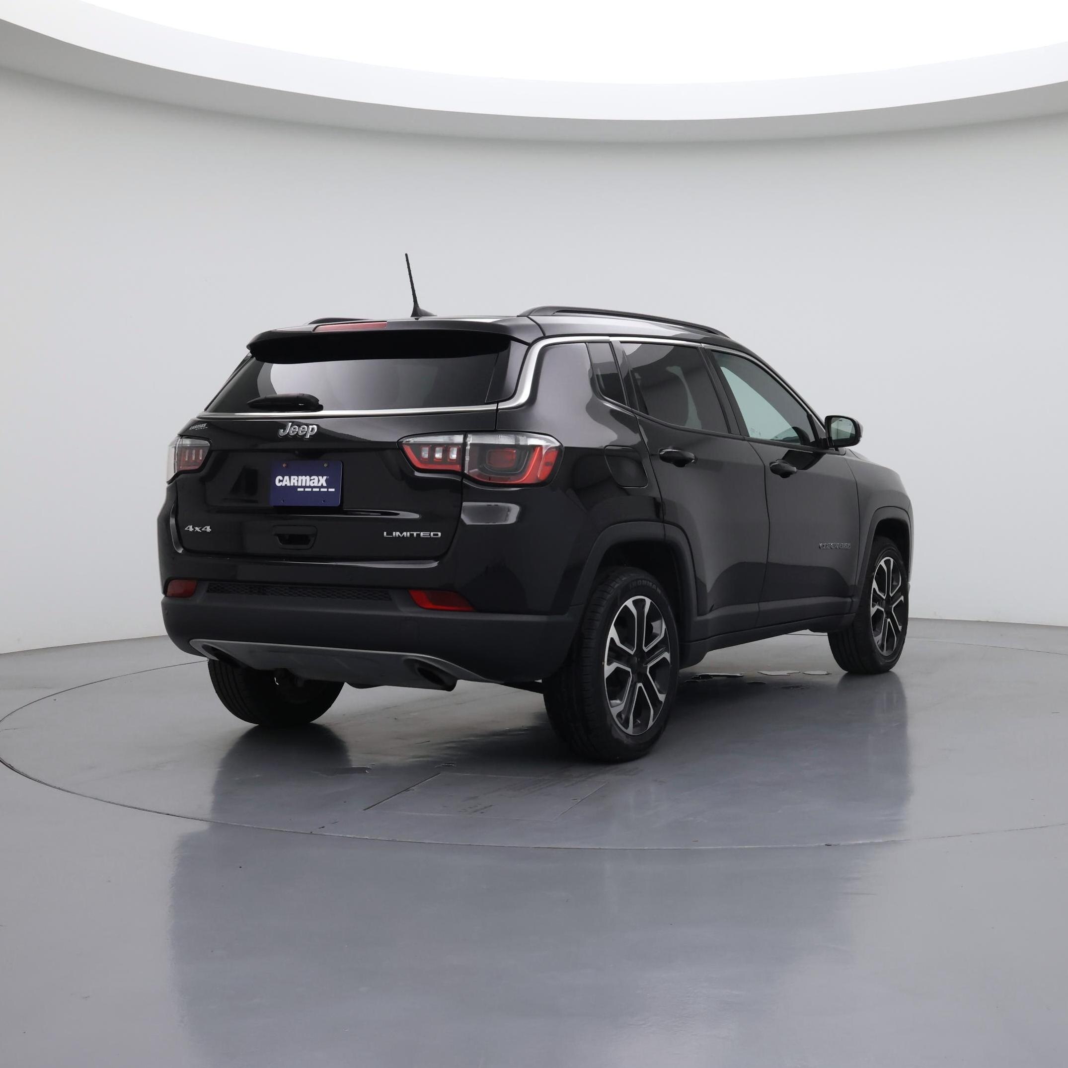 Thumbnail: 2023 Jeep Compass - 8