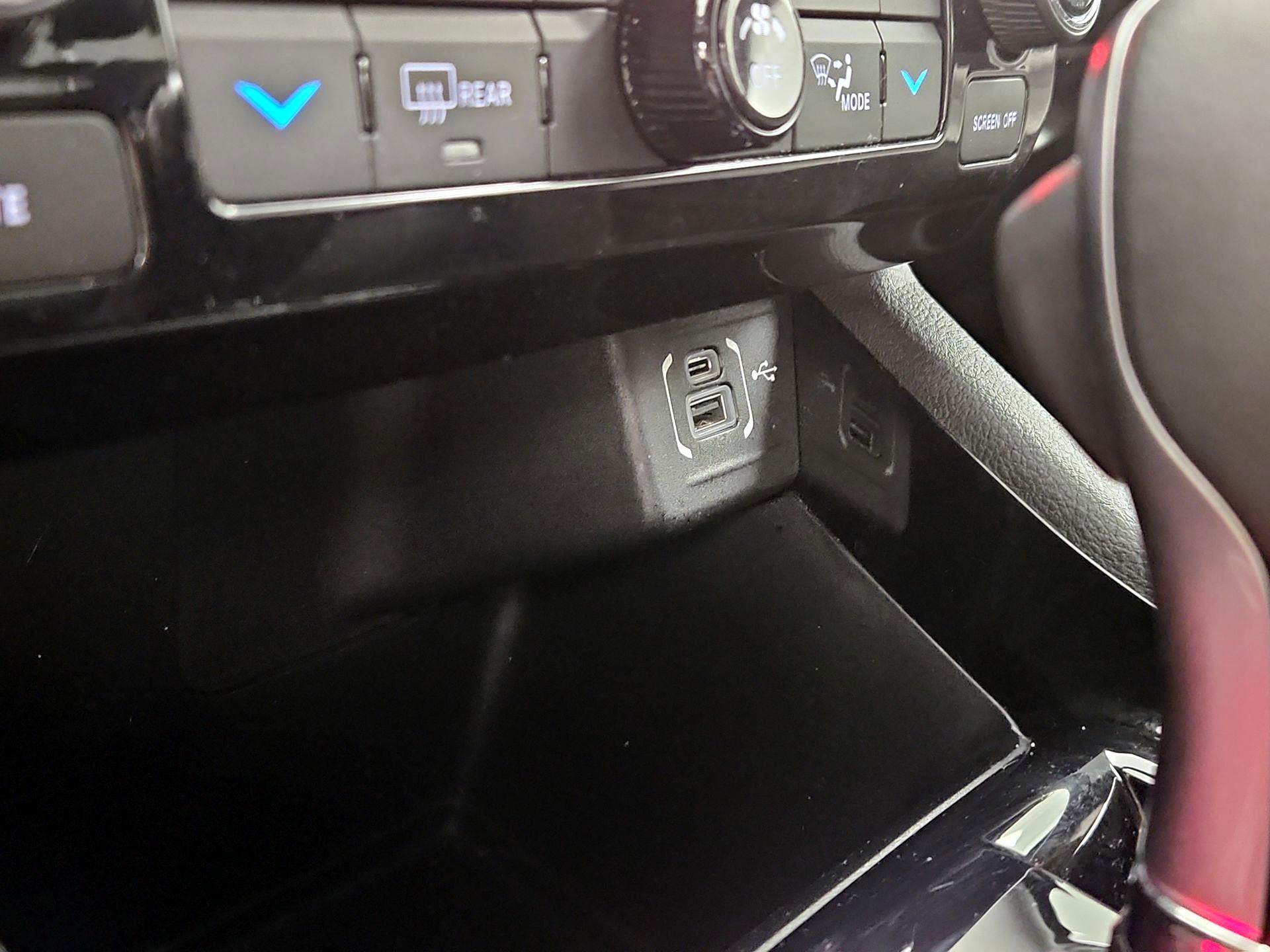 Thumbnail: 2022 Jeep Compass - 18