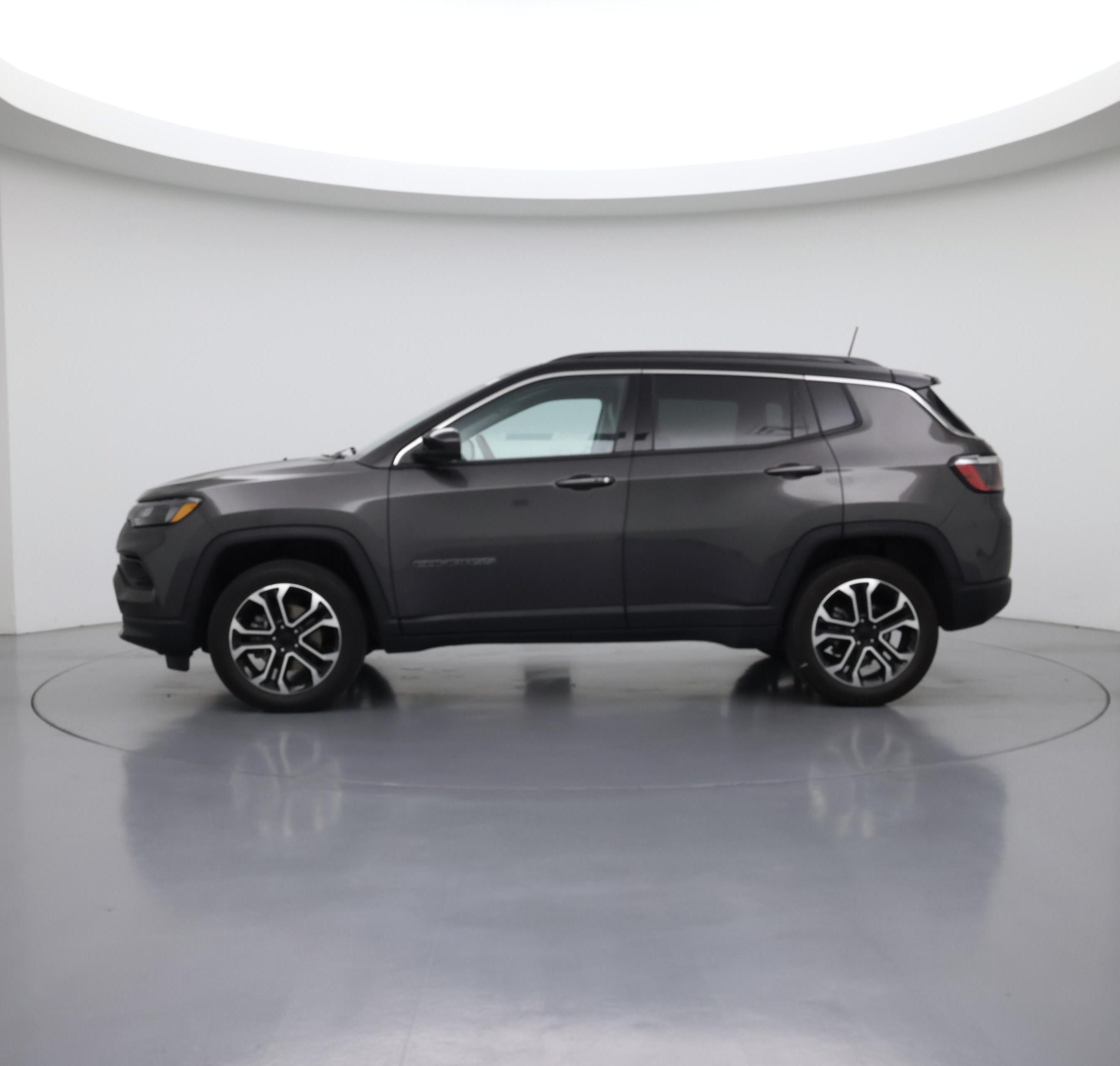Thumbnail: 2022 Jeep Compass - 3